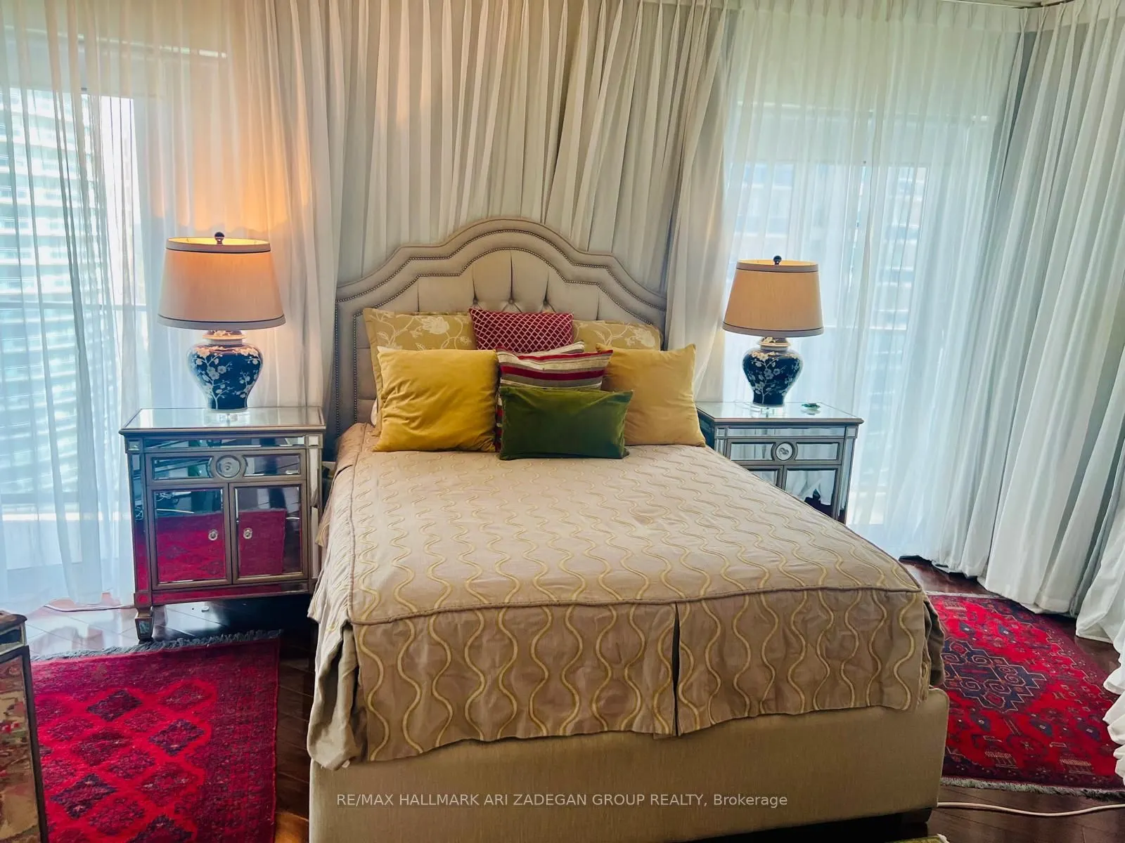 60 Absolute Avenue, #1507