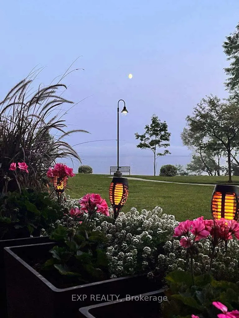 5250 Lakeshore Road, #104
