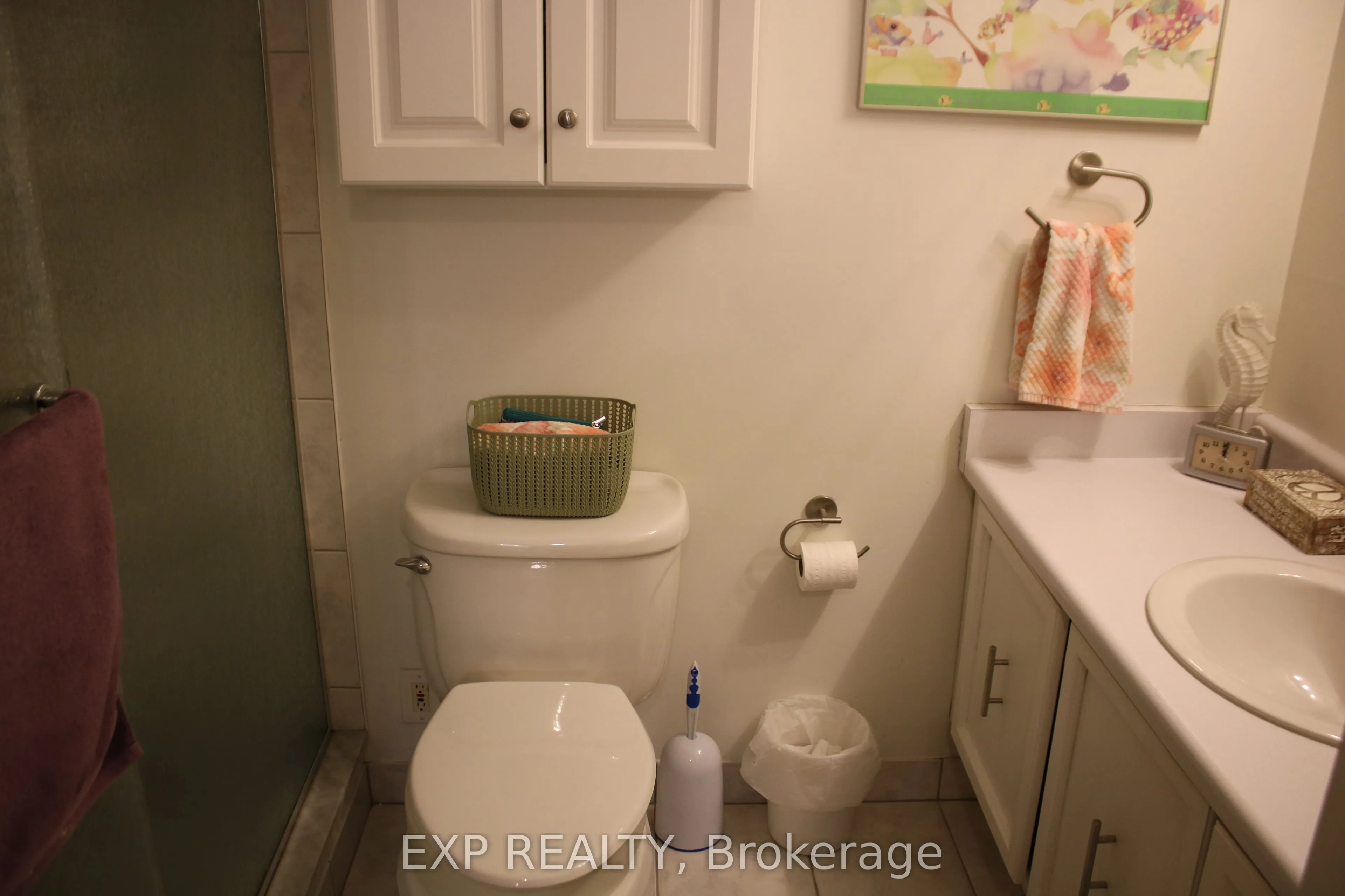 5250 Lakeshore Road, #104