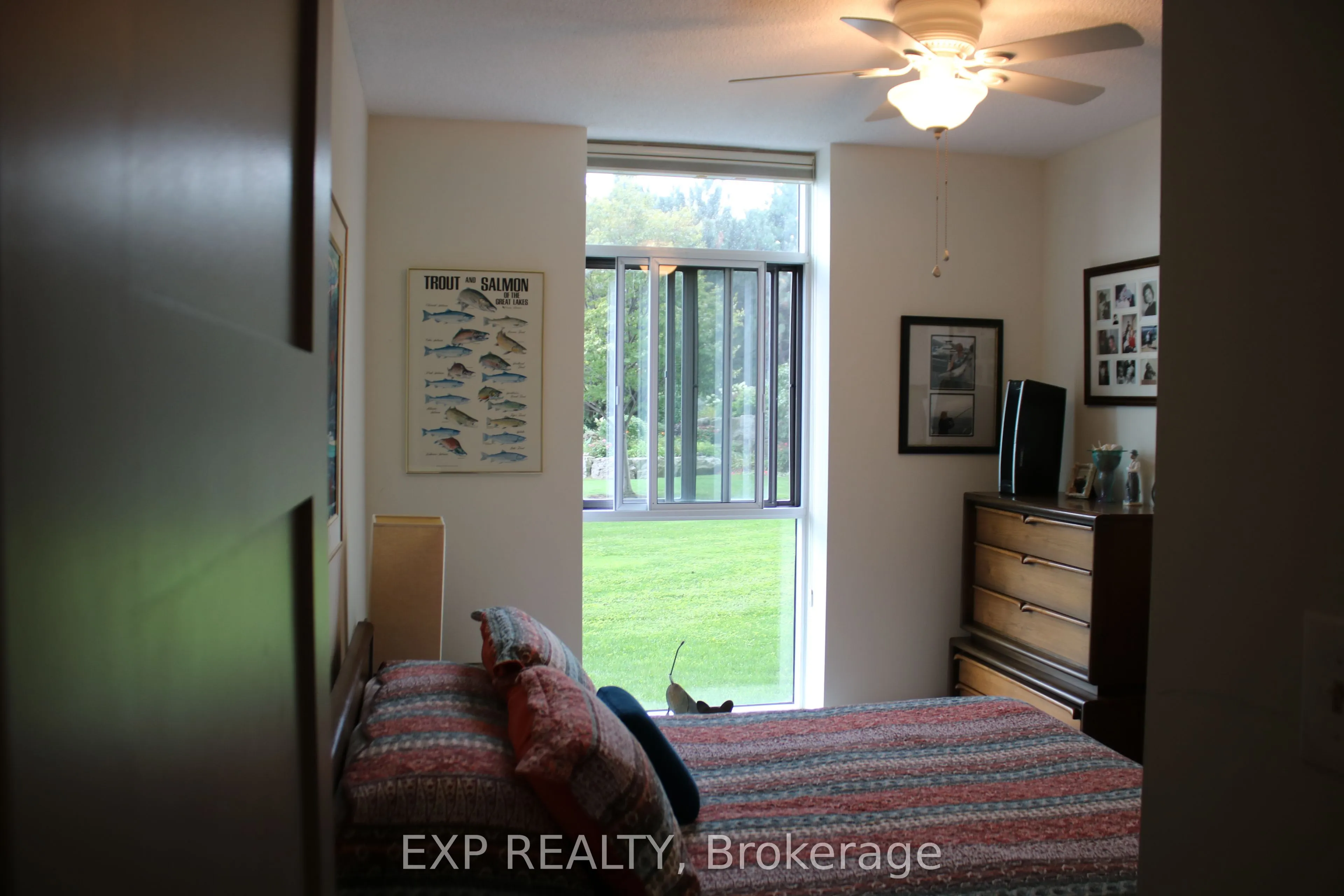 5250 Lakeshore Road, #104