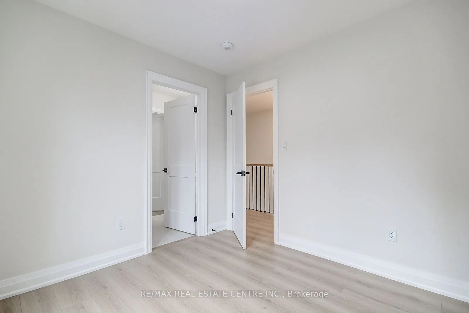 9 Caroline Street, #1