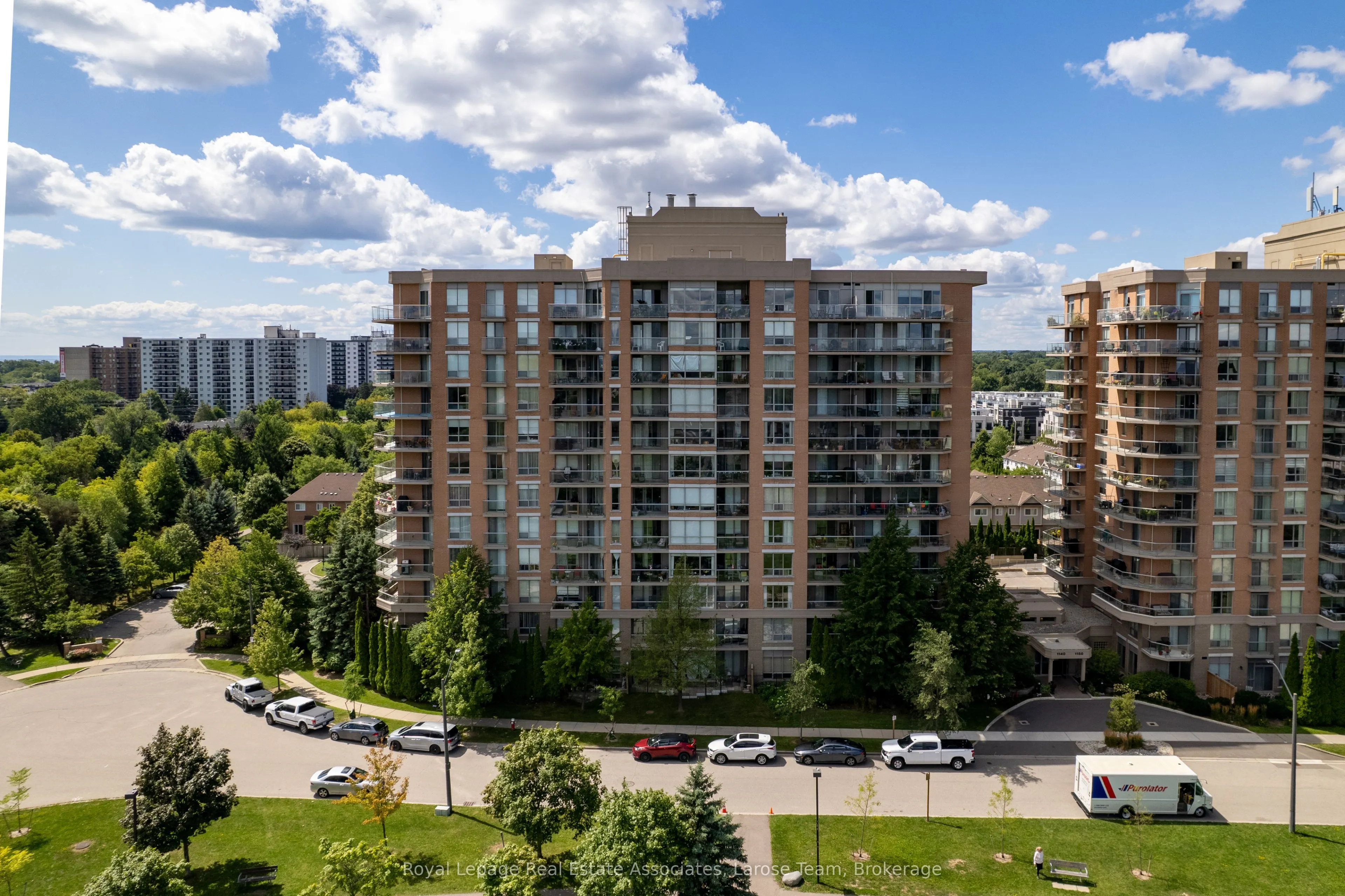 1140 Parkwest Place, #709