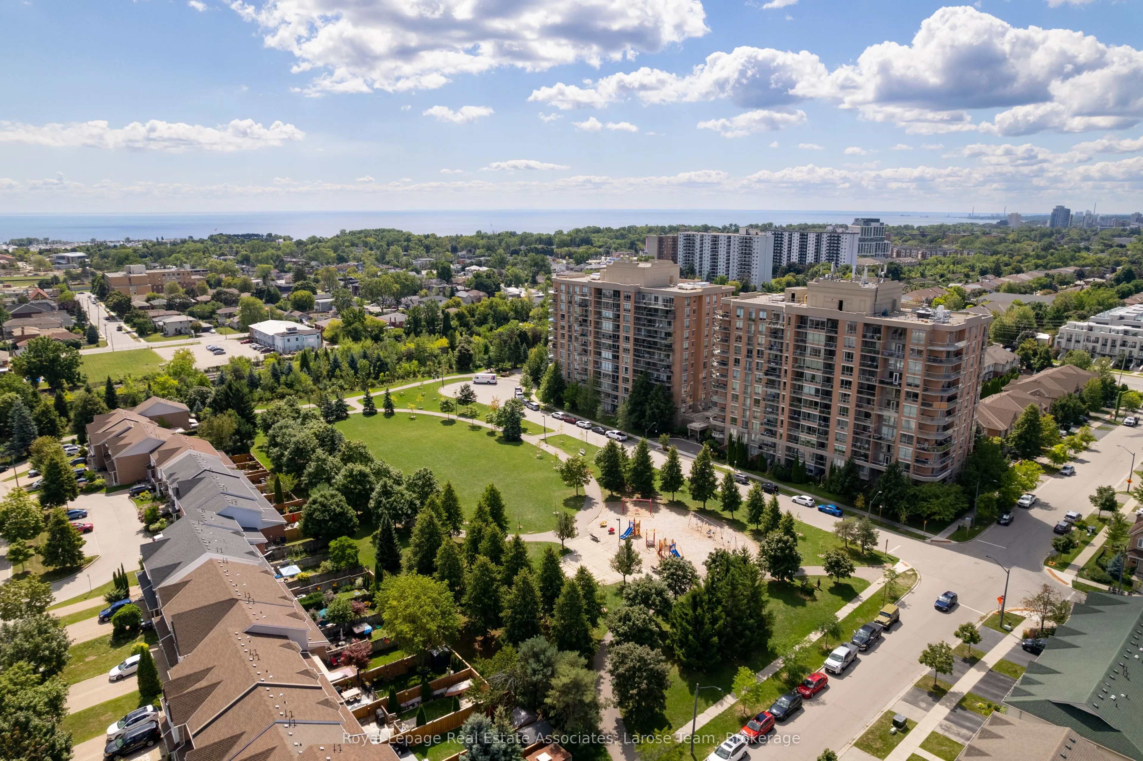 1140 Parkwest Place, #709
