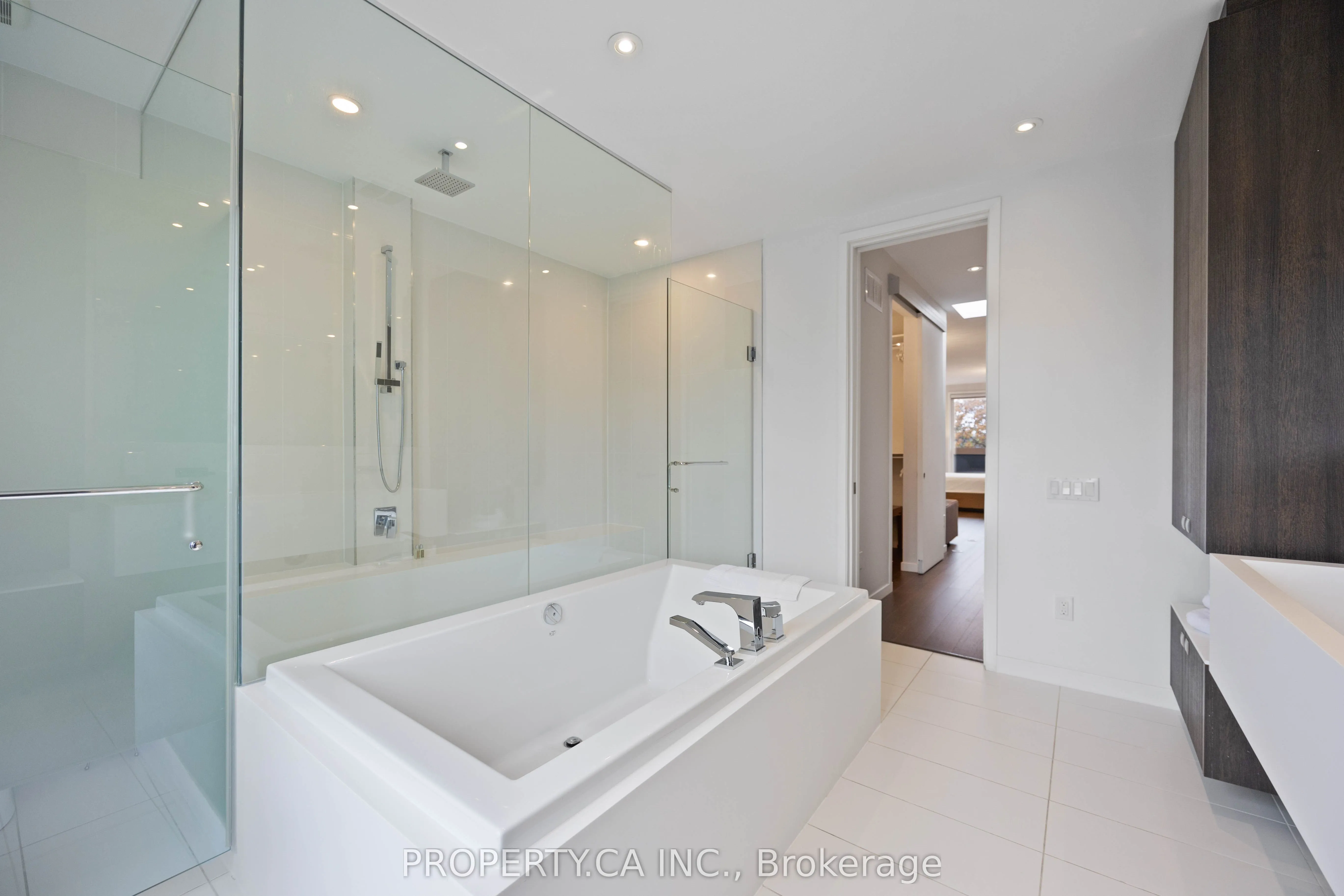 265 Roxton Road