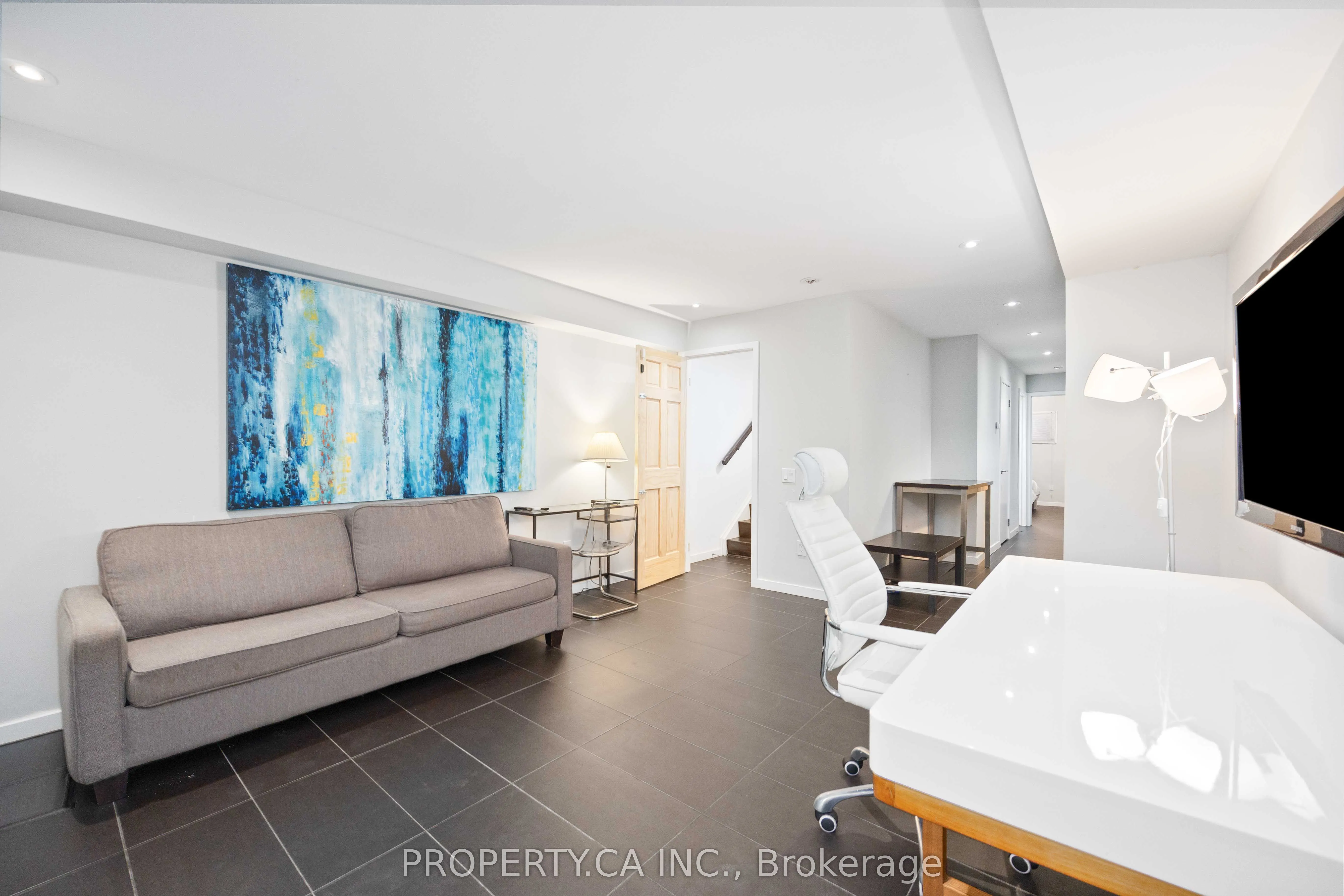 265 Roxton Road