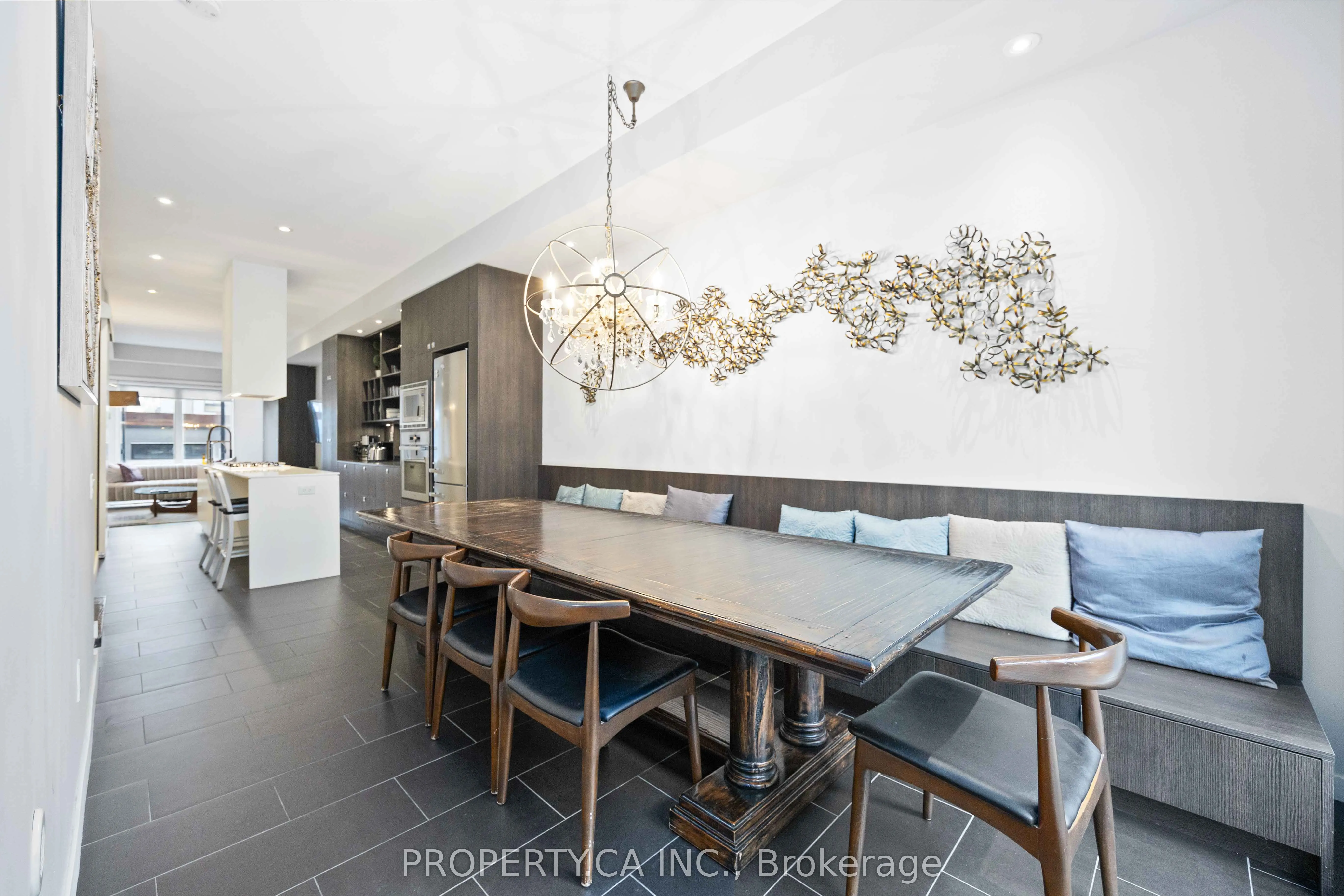 265 Roxton Road
