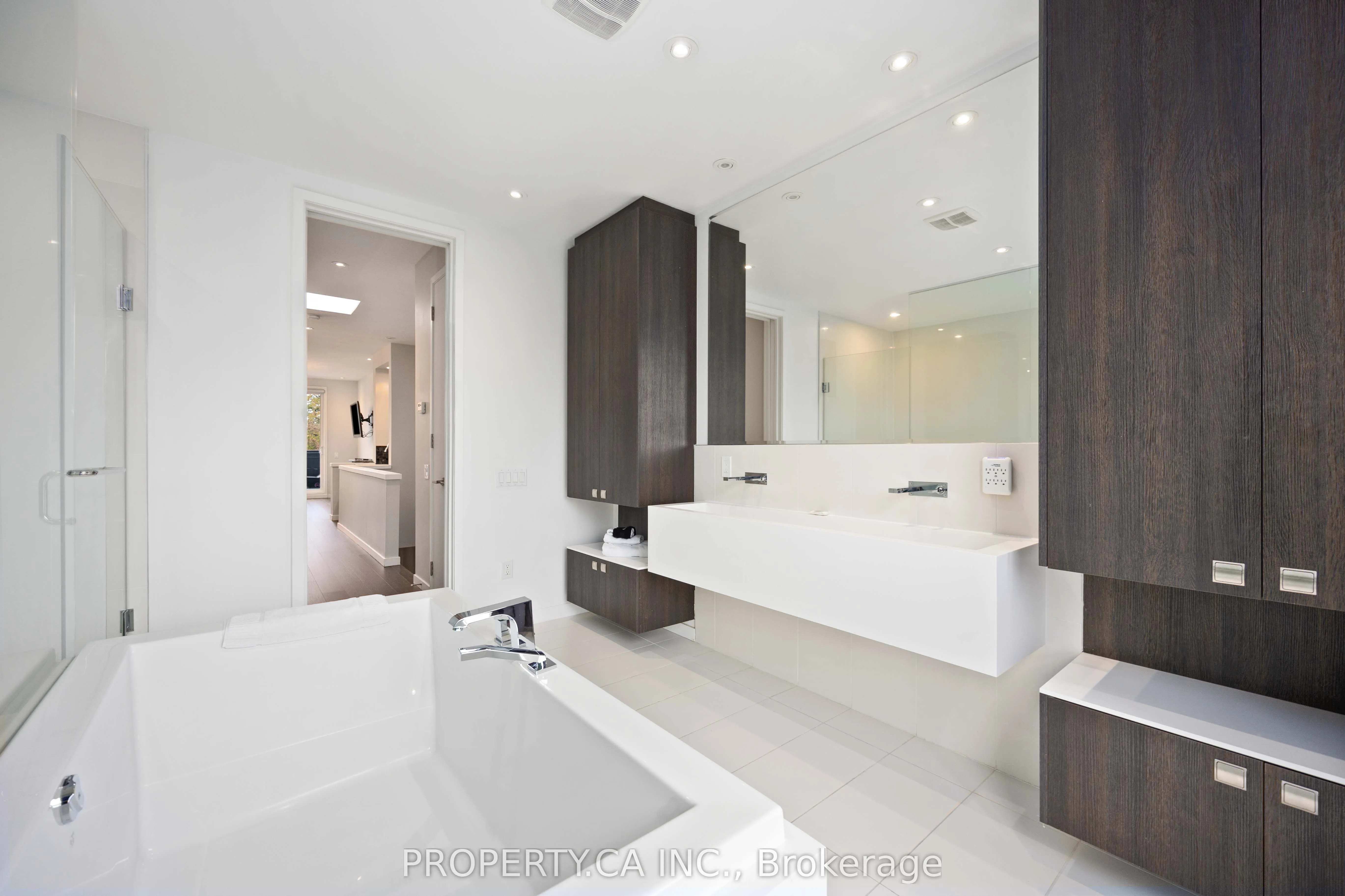 265 Roxton Road