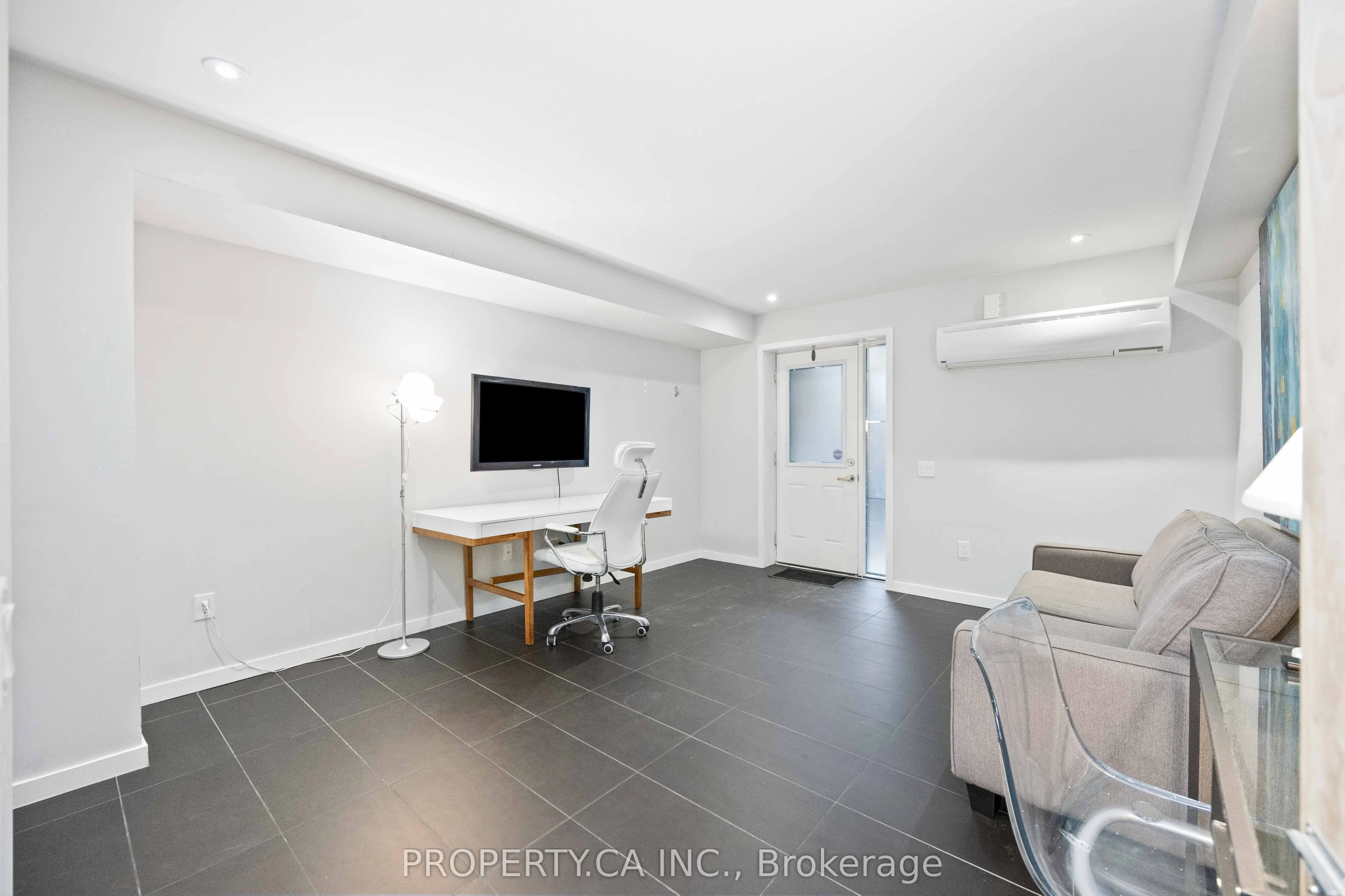 265 Roxton Road