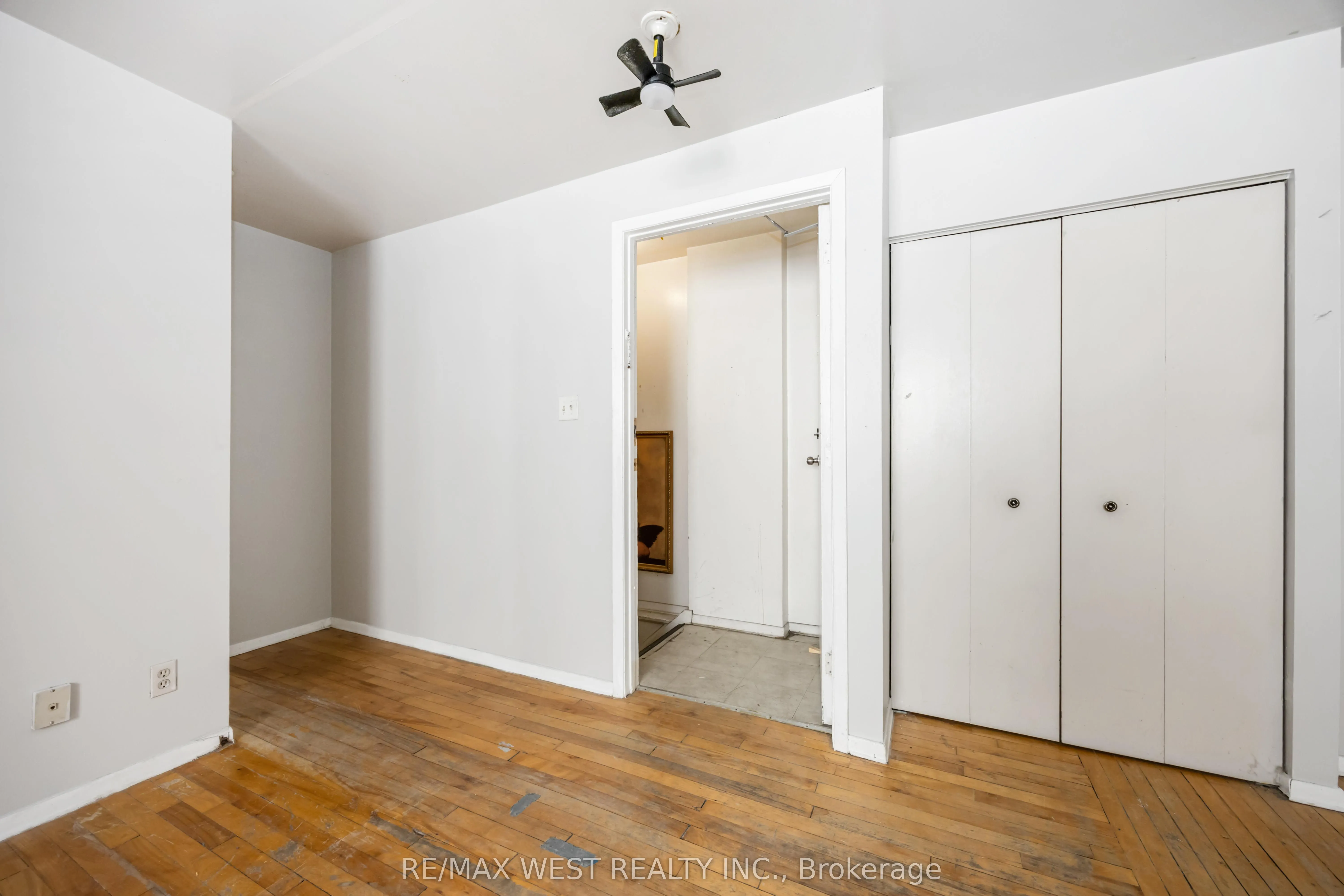 4990 Dundas Street W, #A