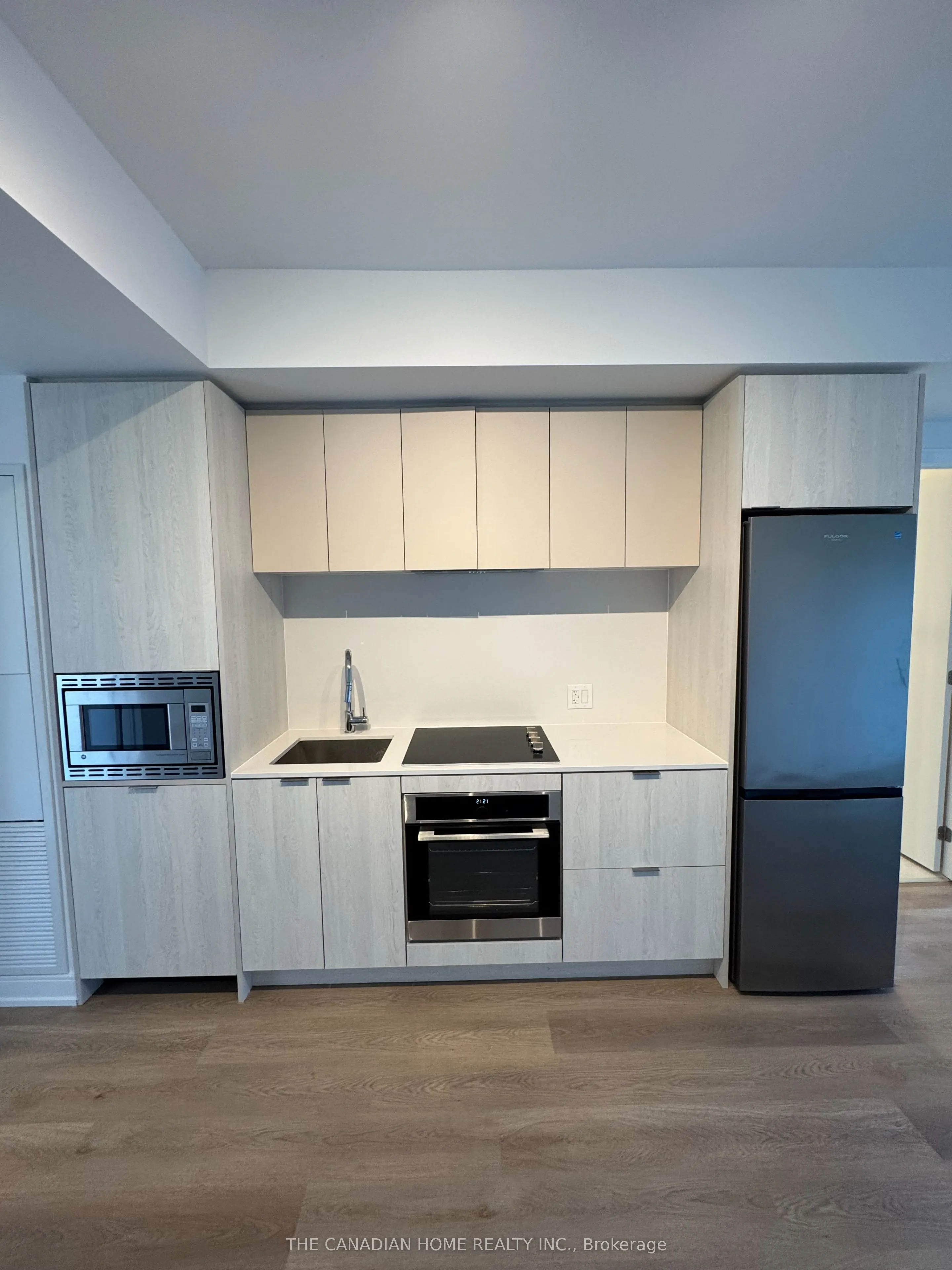 3009 NOVAR Road, #526