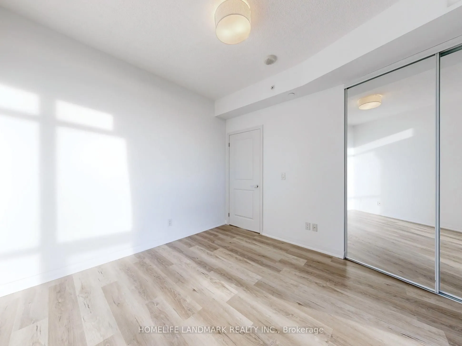 59 Annie Craig Drive, #1608
