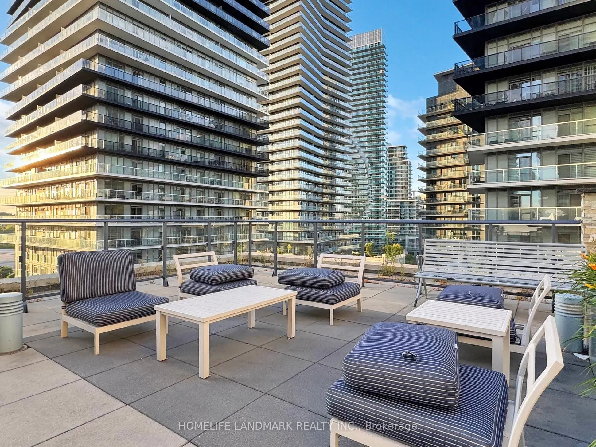59 Annie Craig Drive, #1608