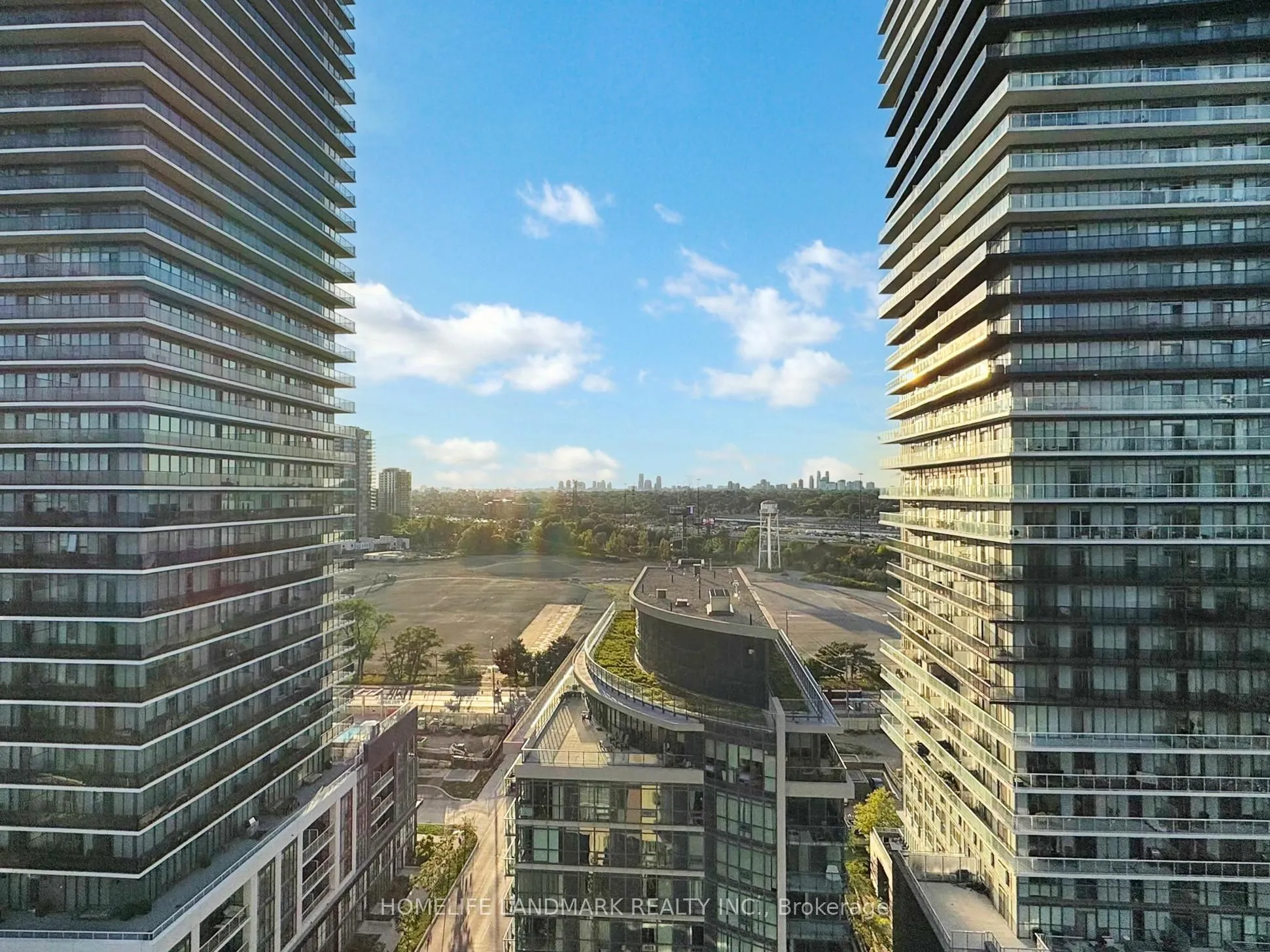 59 Annie Craig Drive, #1608
