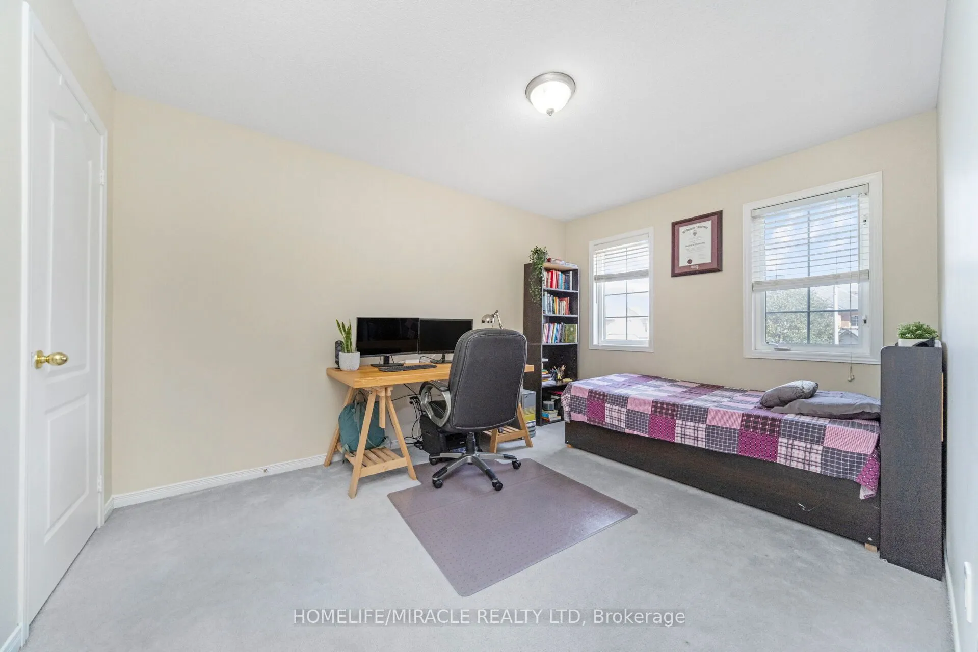 17 Mainard Crescent