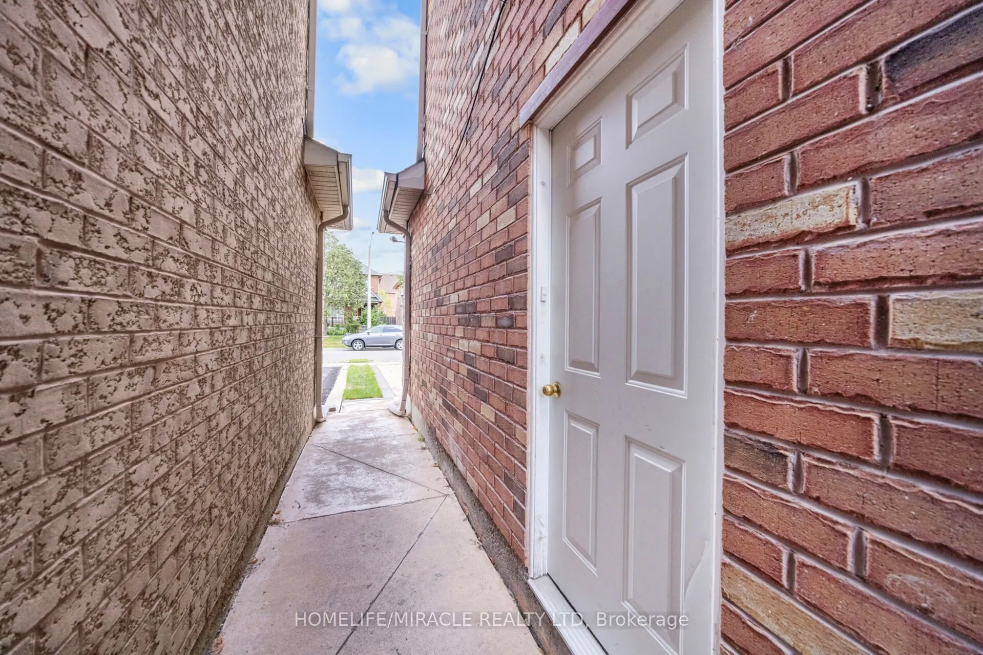 17 Mainard Crescent