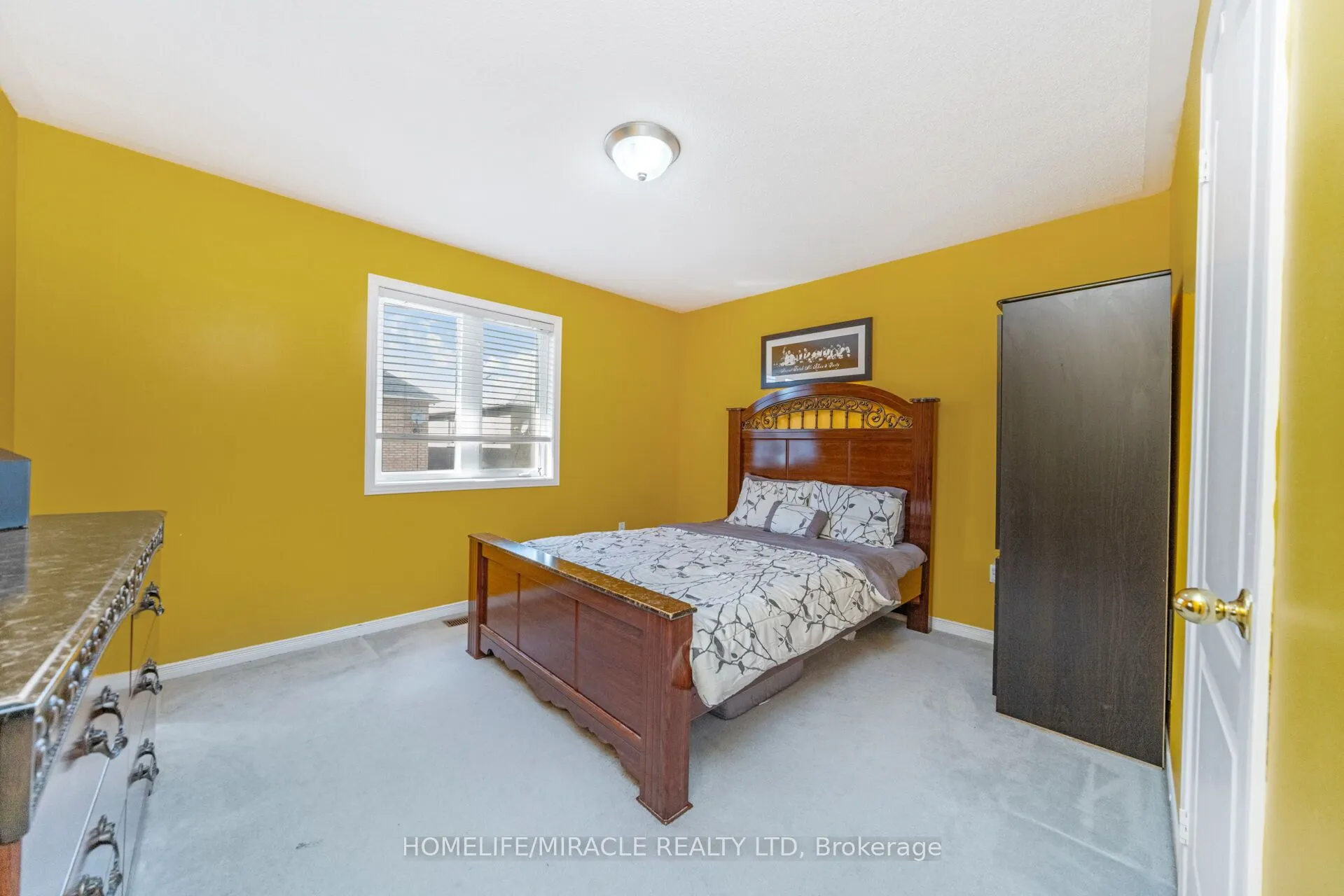17 Mainard Crescent