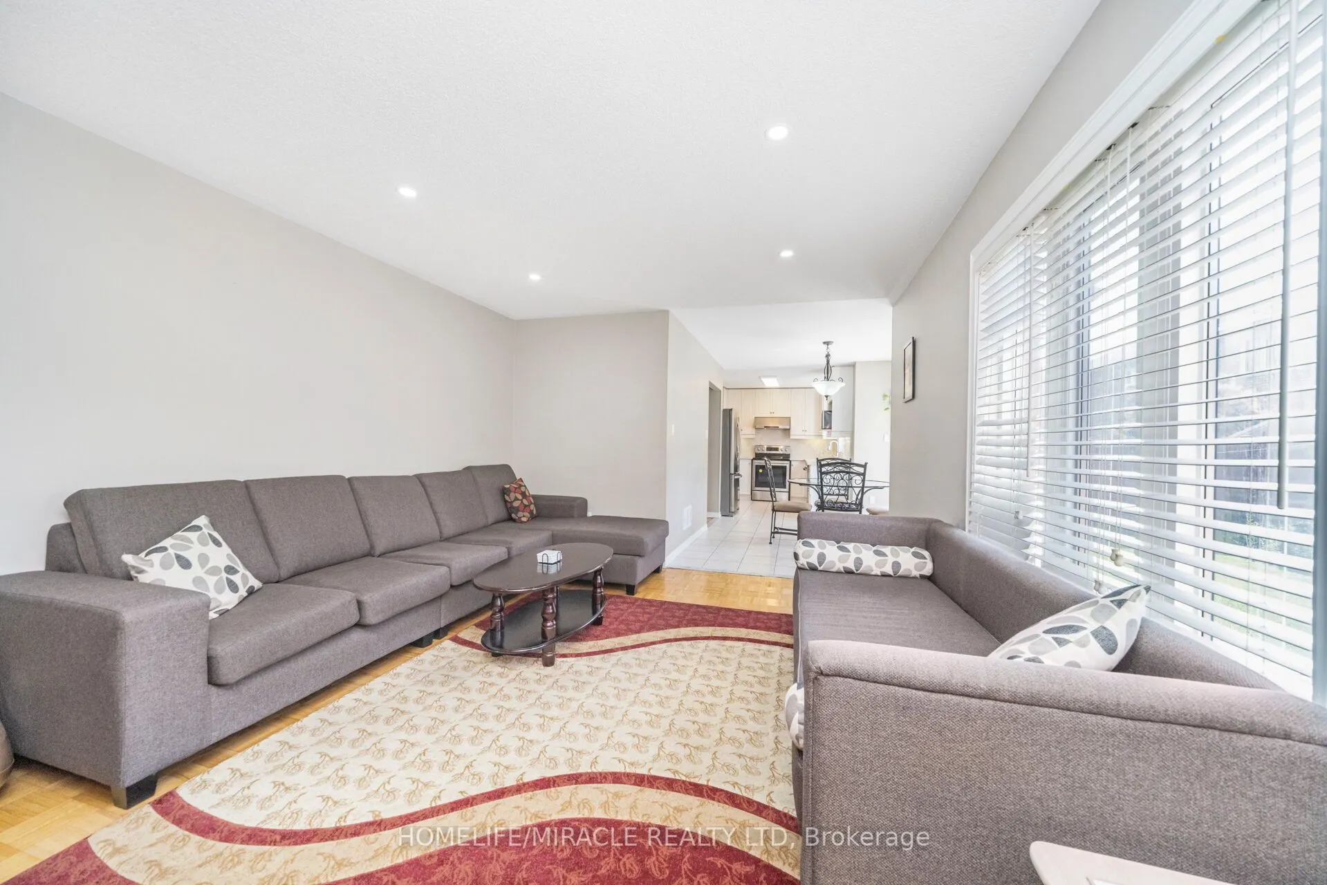 17 Mainard Crescent