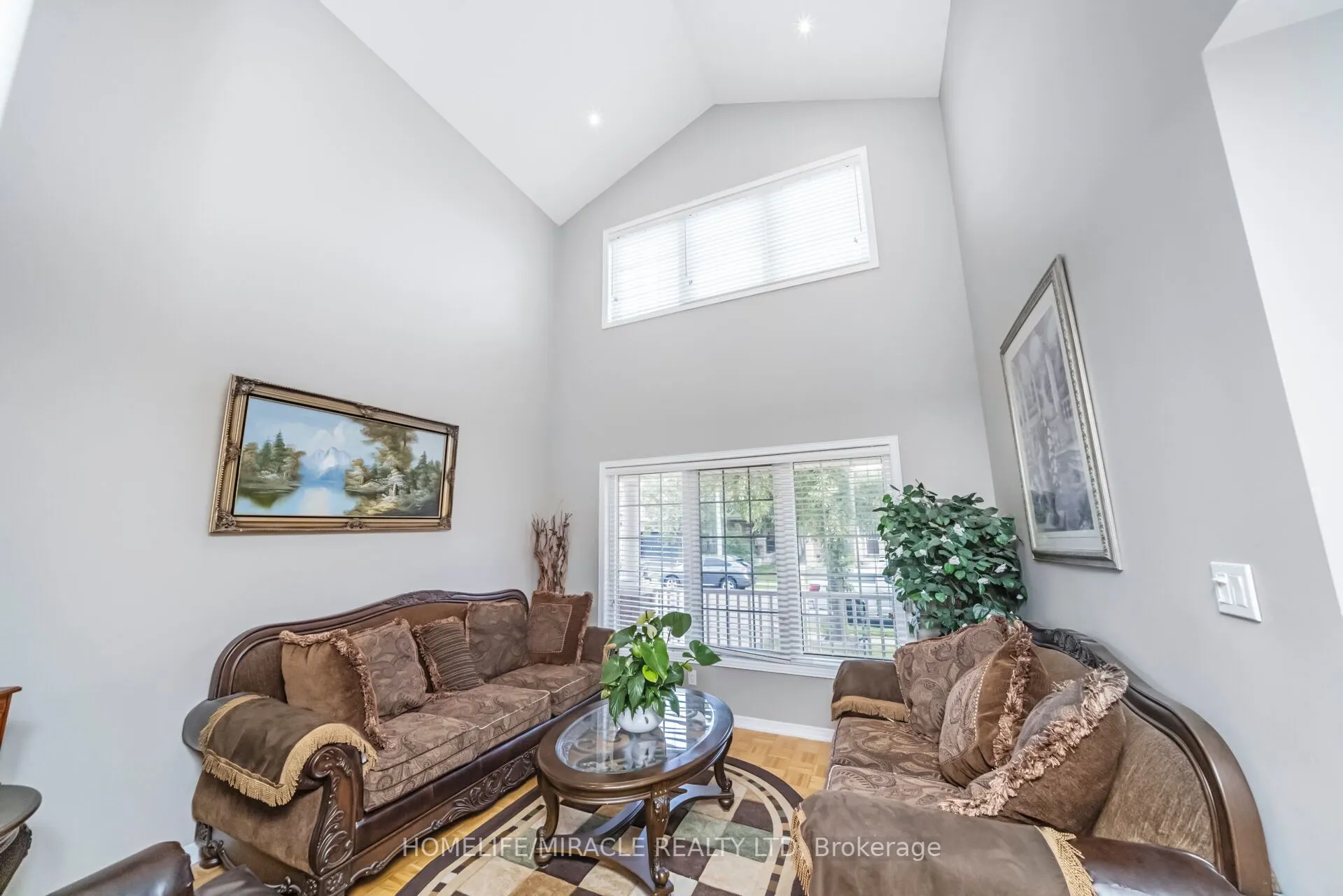 17 Mainard Crescent