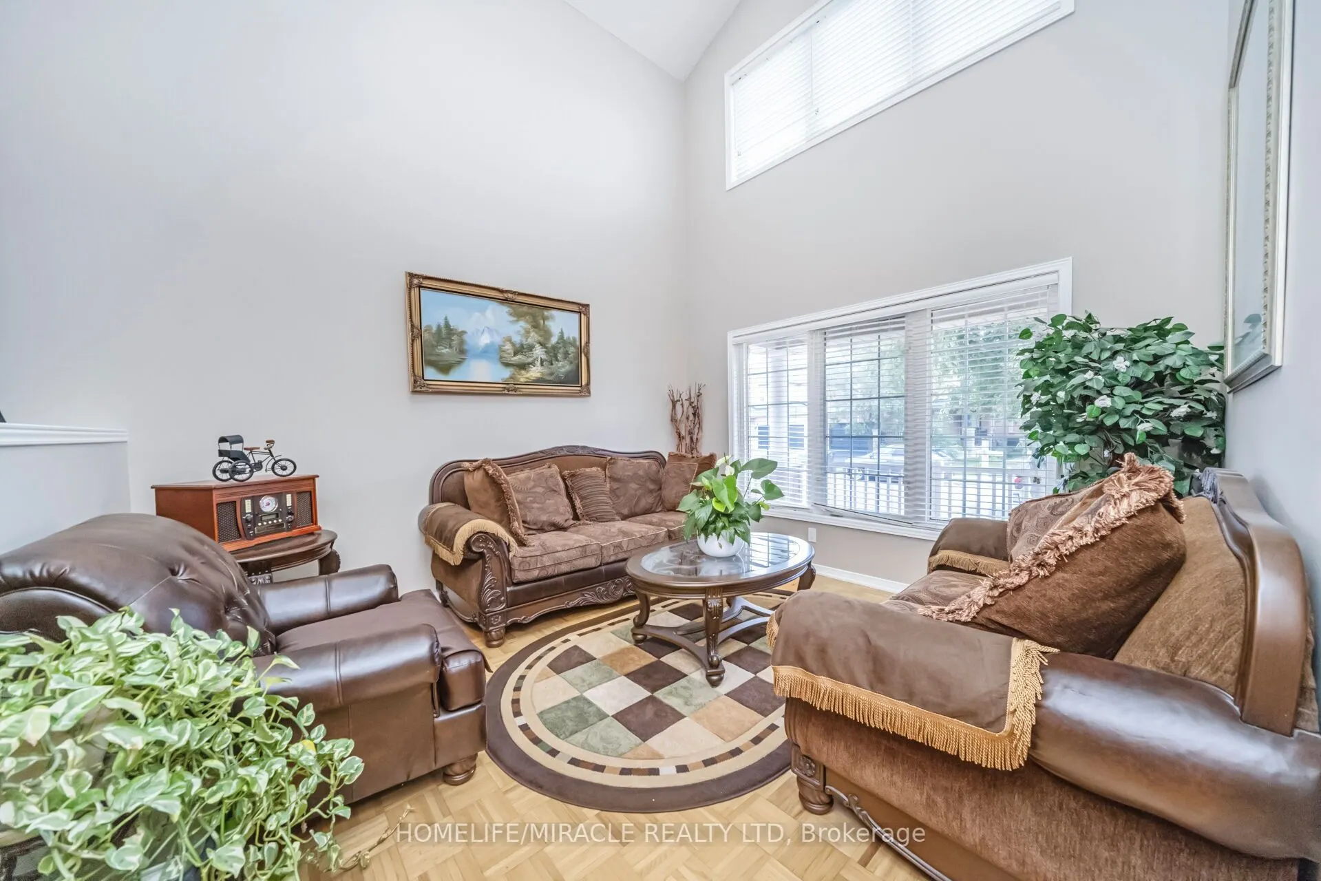 17 Mainard Crescent