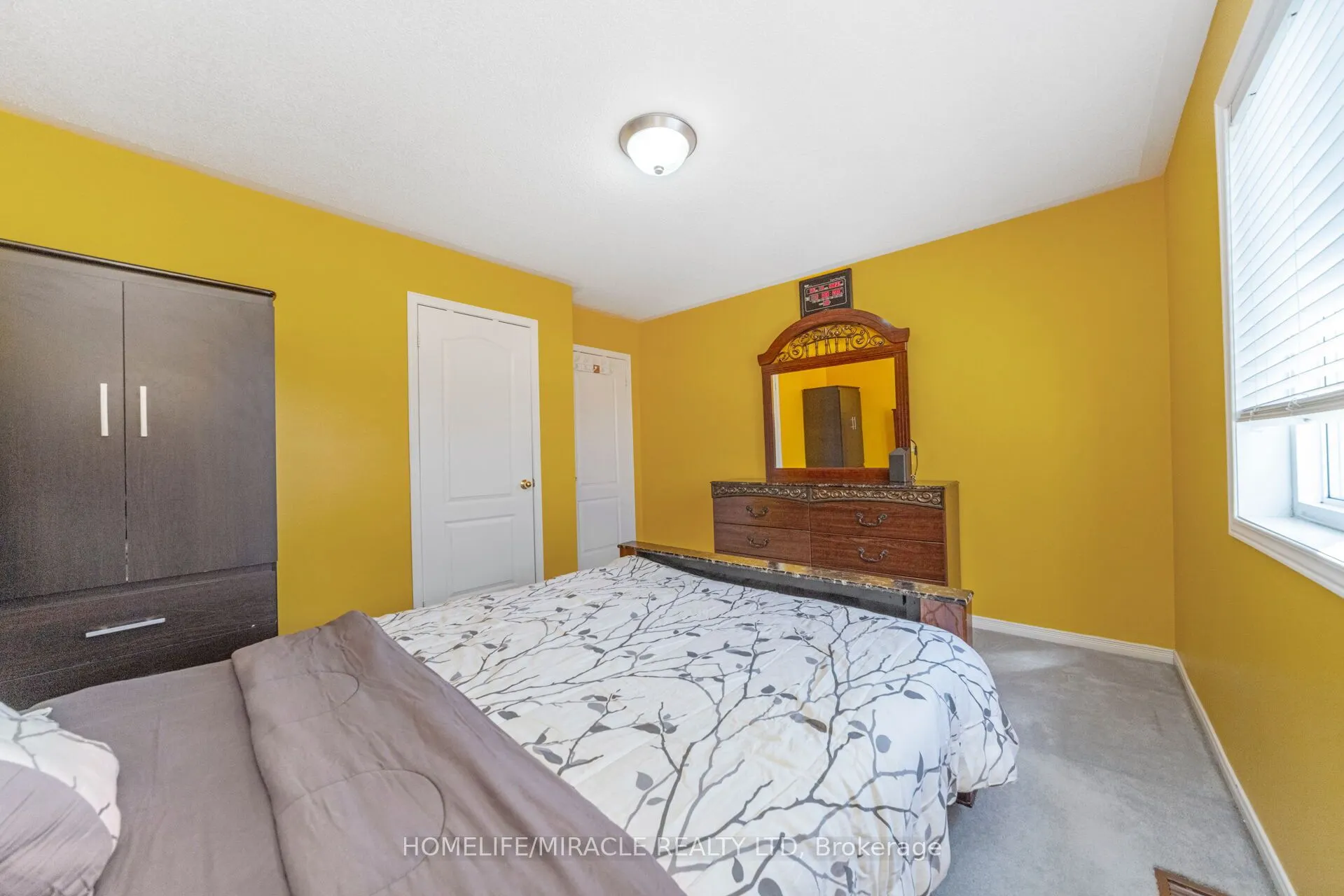 17 Mainard Crescent