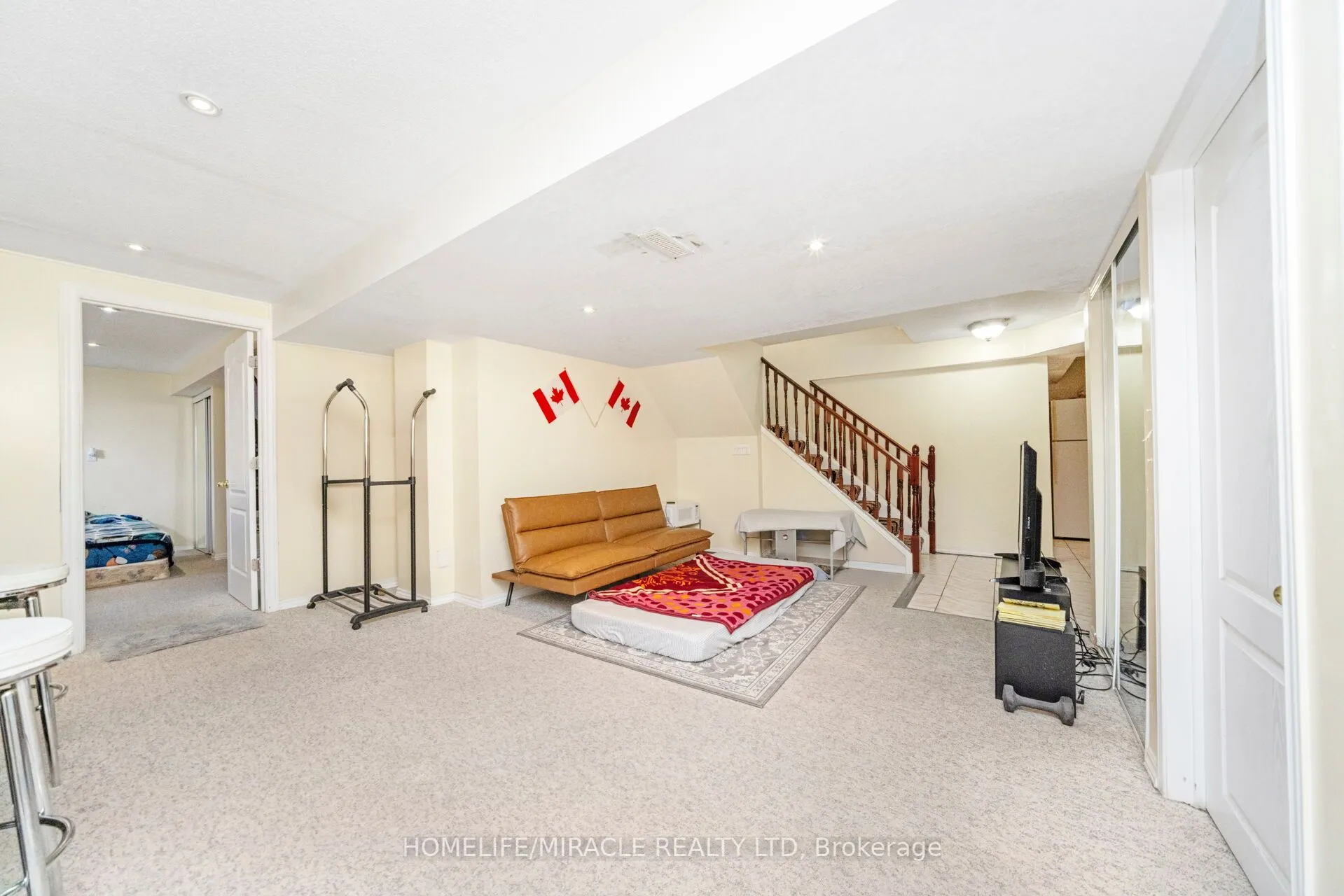 17 Mainard Crescent