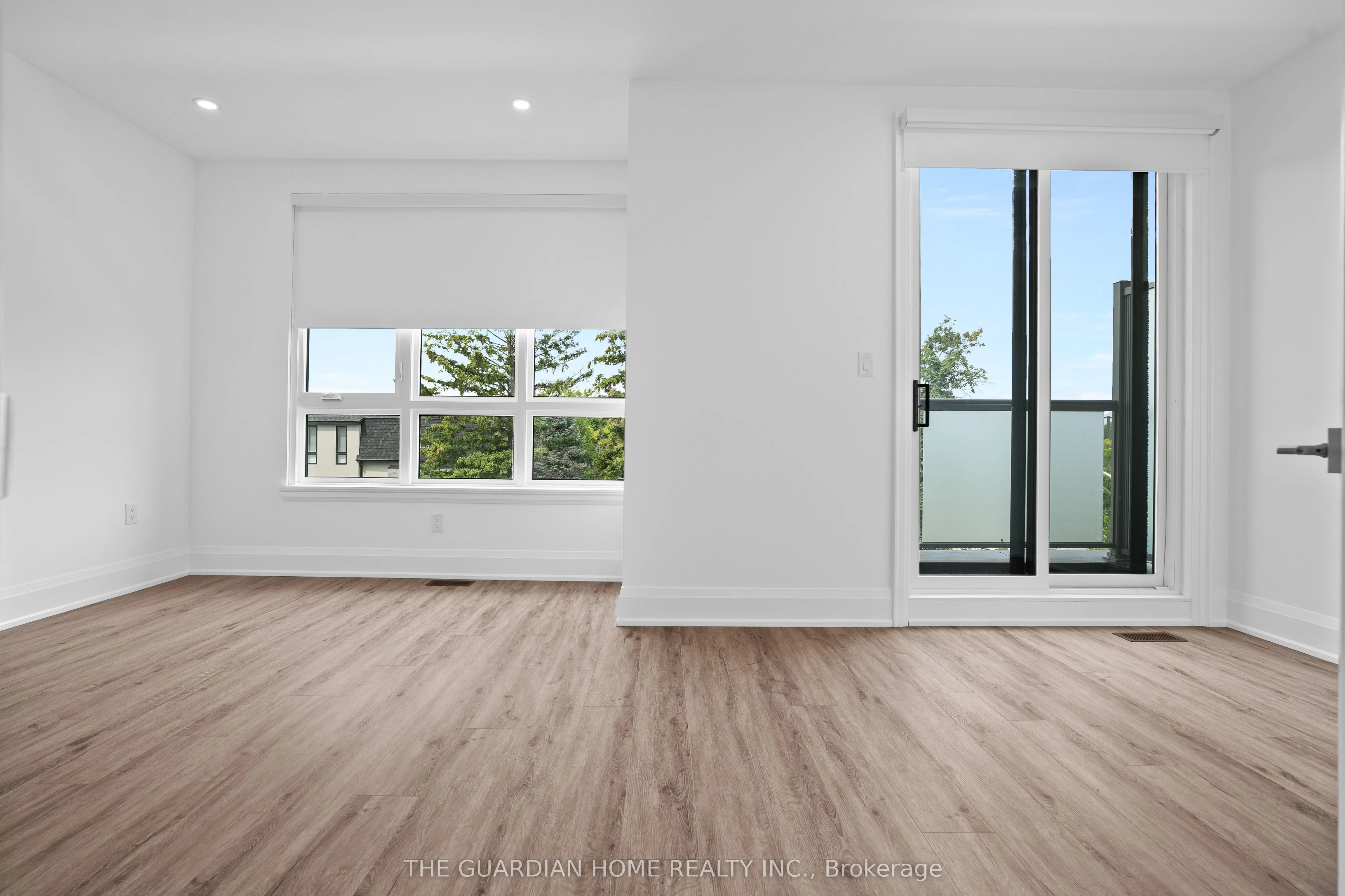 121 High Street W, #4