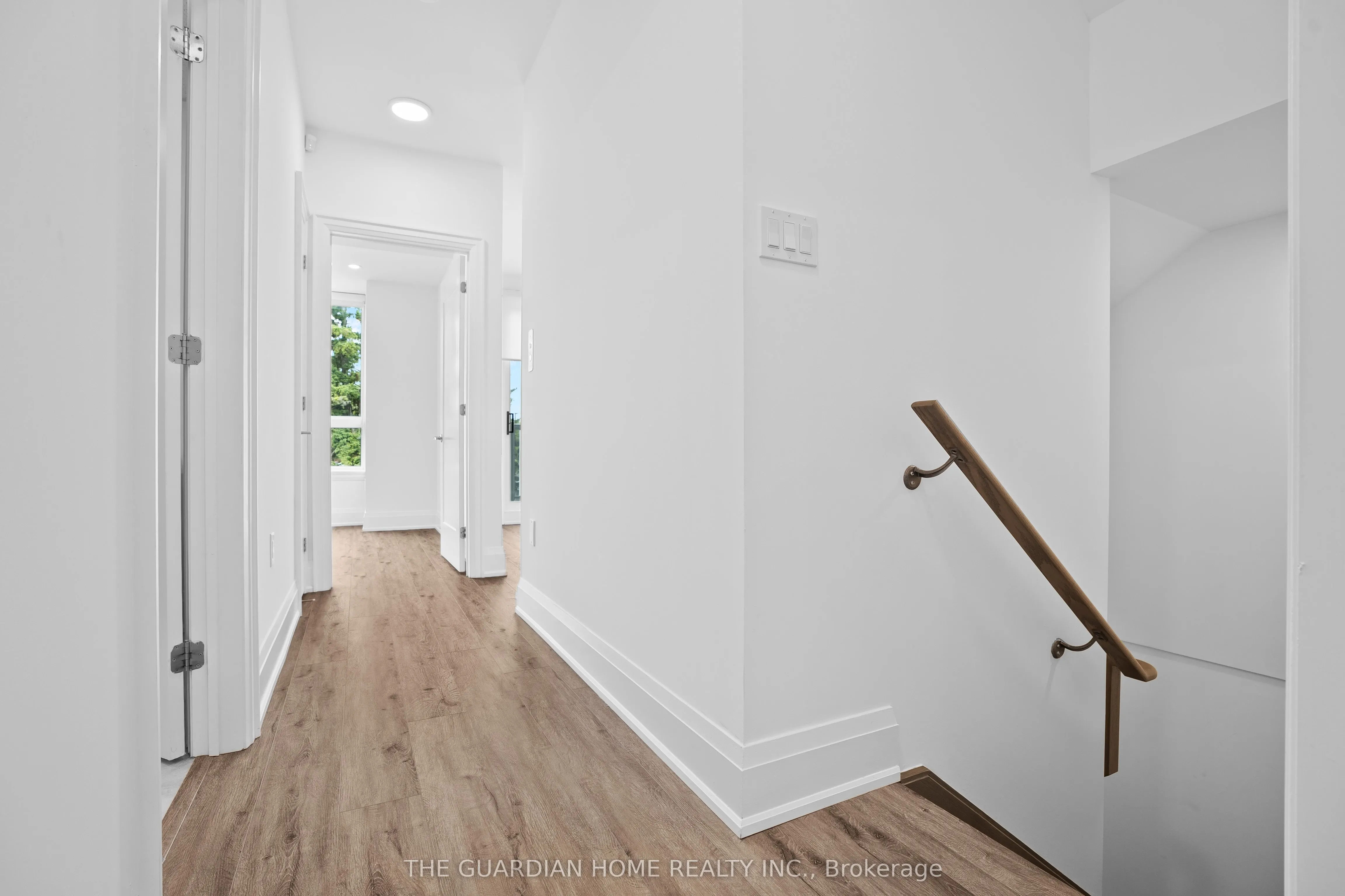 121 High Street W, #4