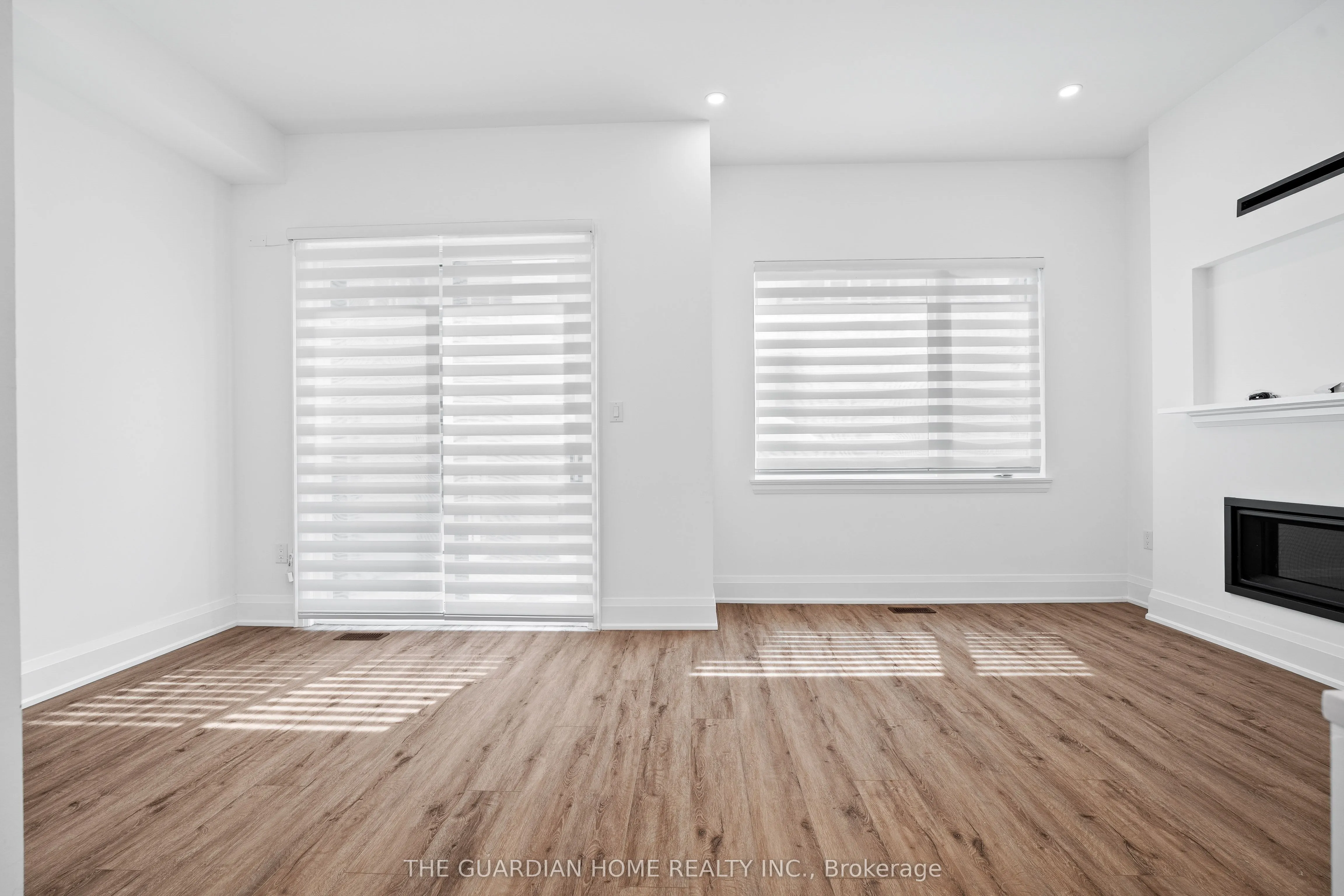 121 High Street W, #4