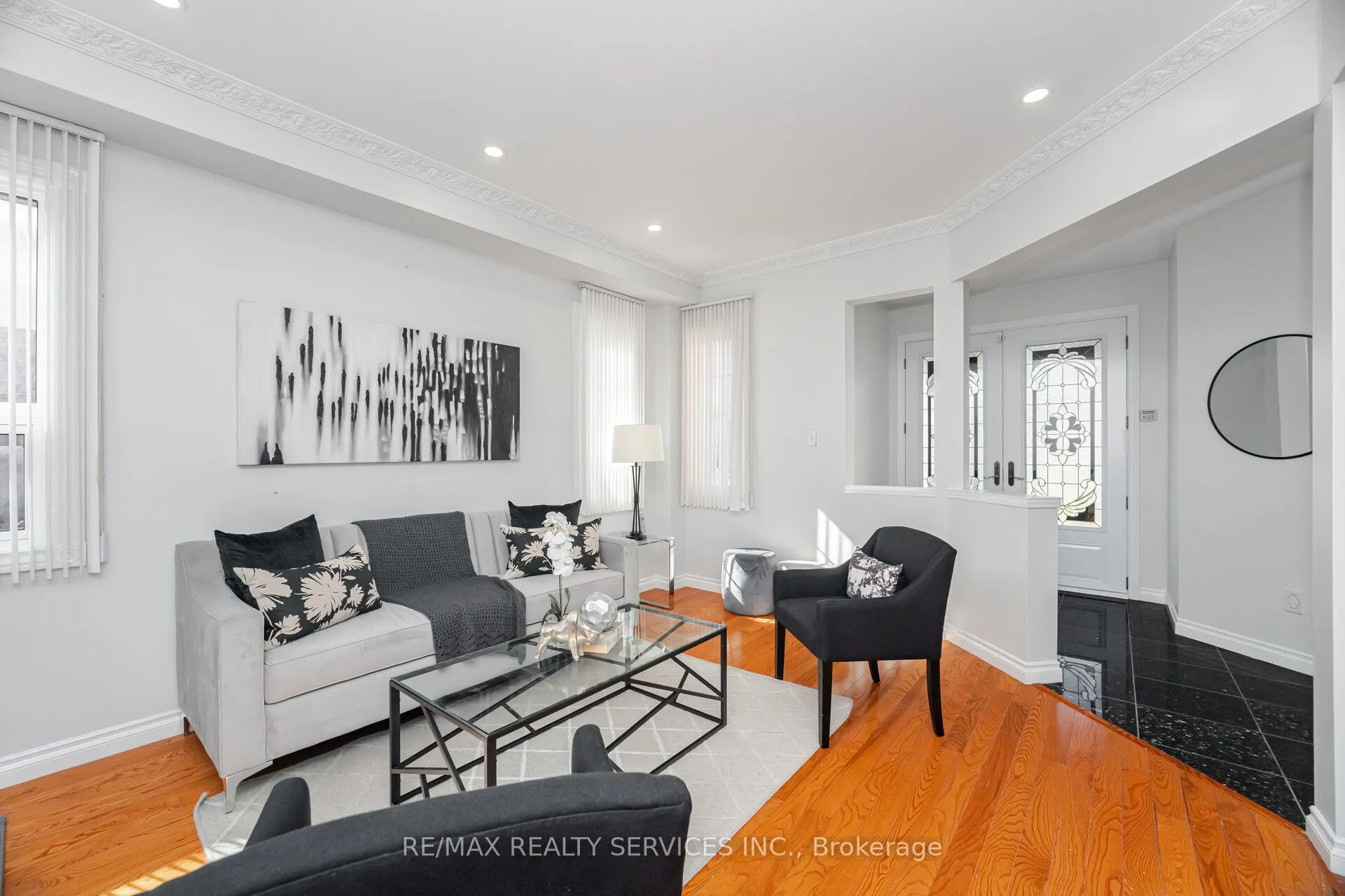 59 Hullen Crescent