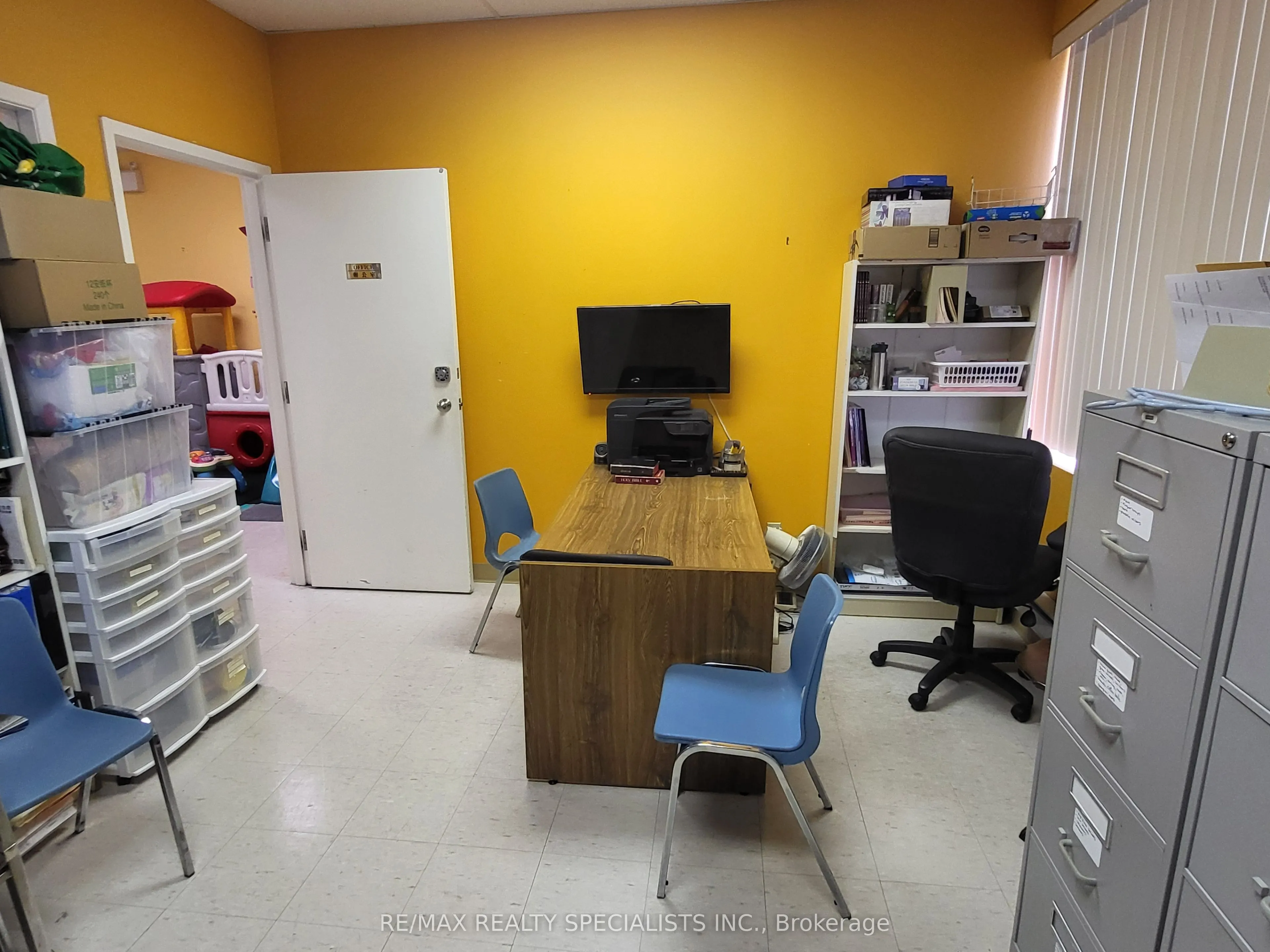 1550 South Gateway Road, #320