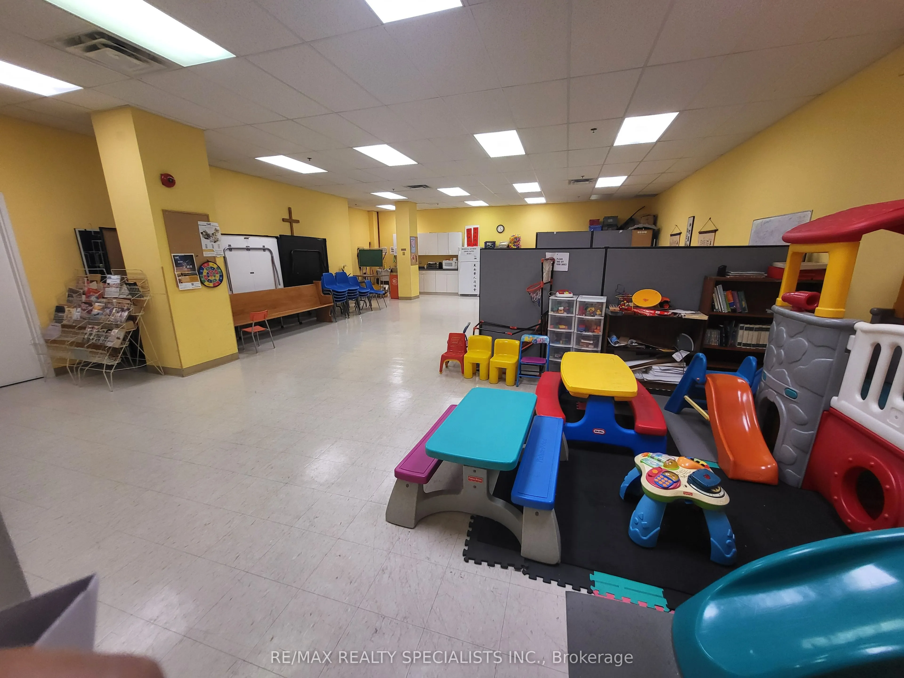 1550 South Gateway Road, #320