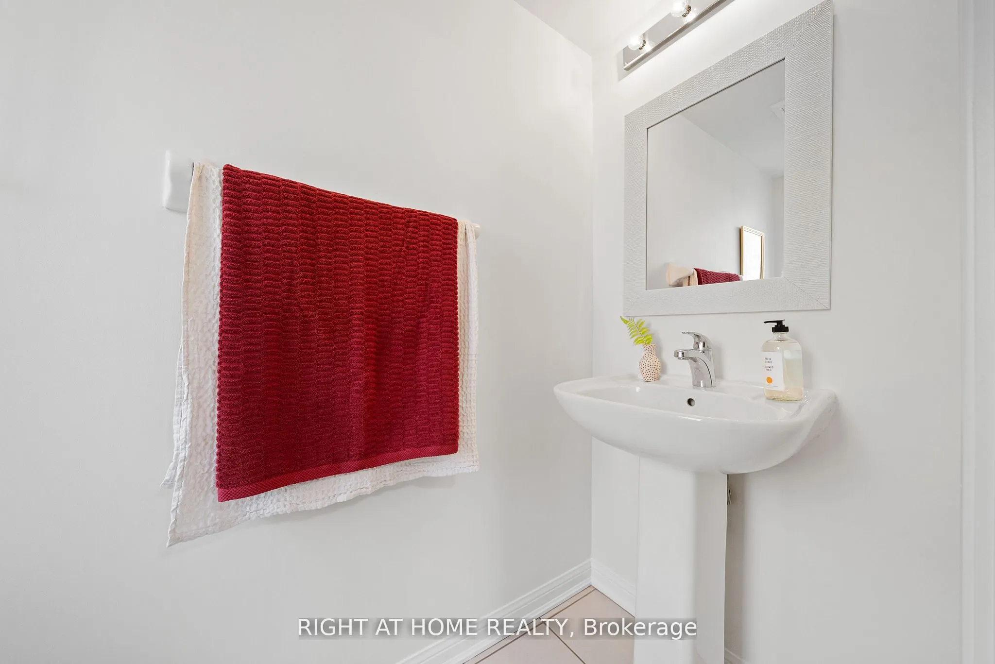 11 Foundry Avenue, #229