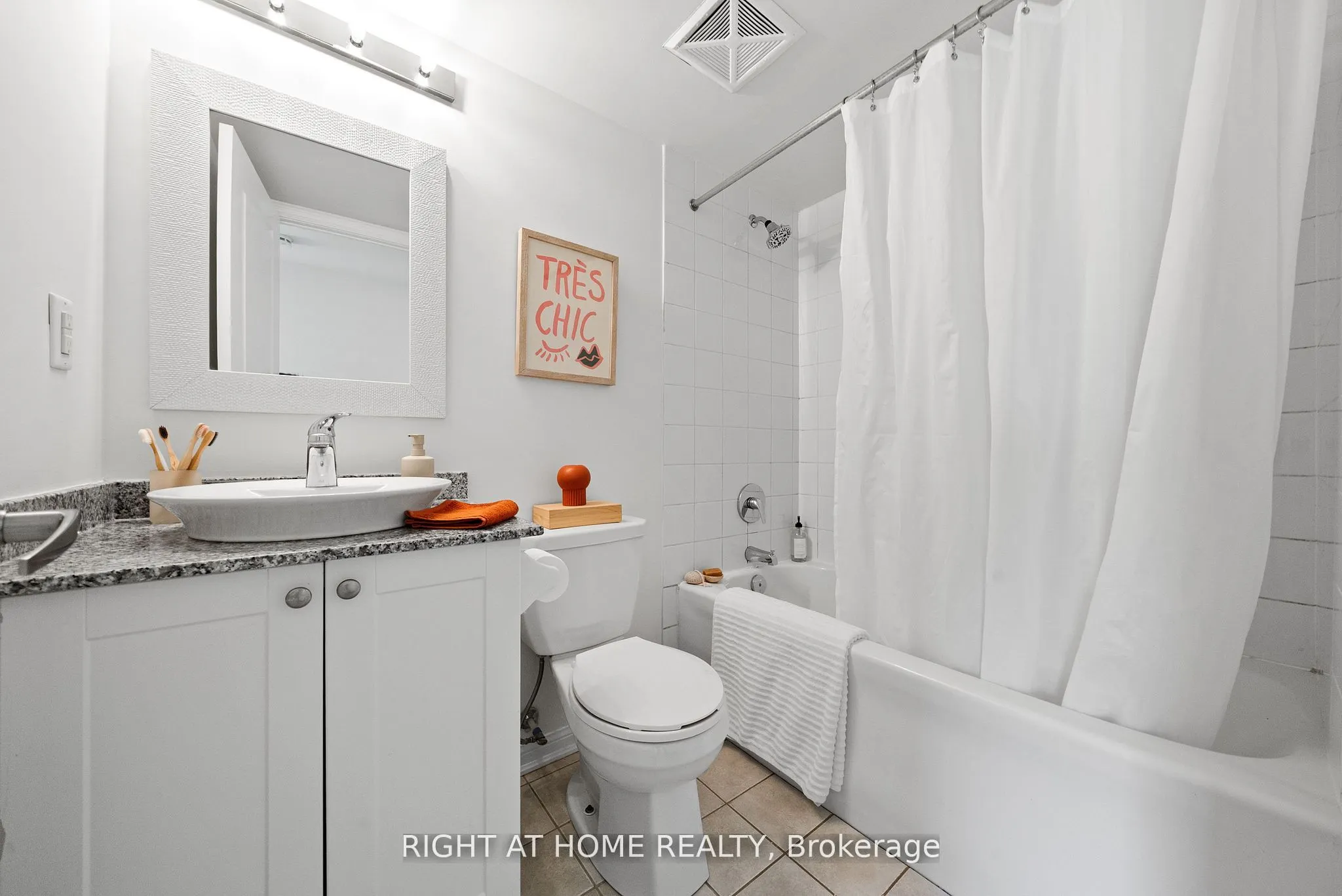 11 Foundry Avenue, #229
