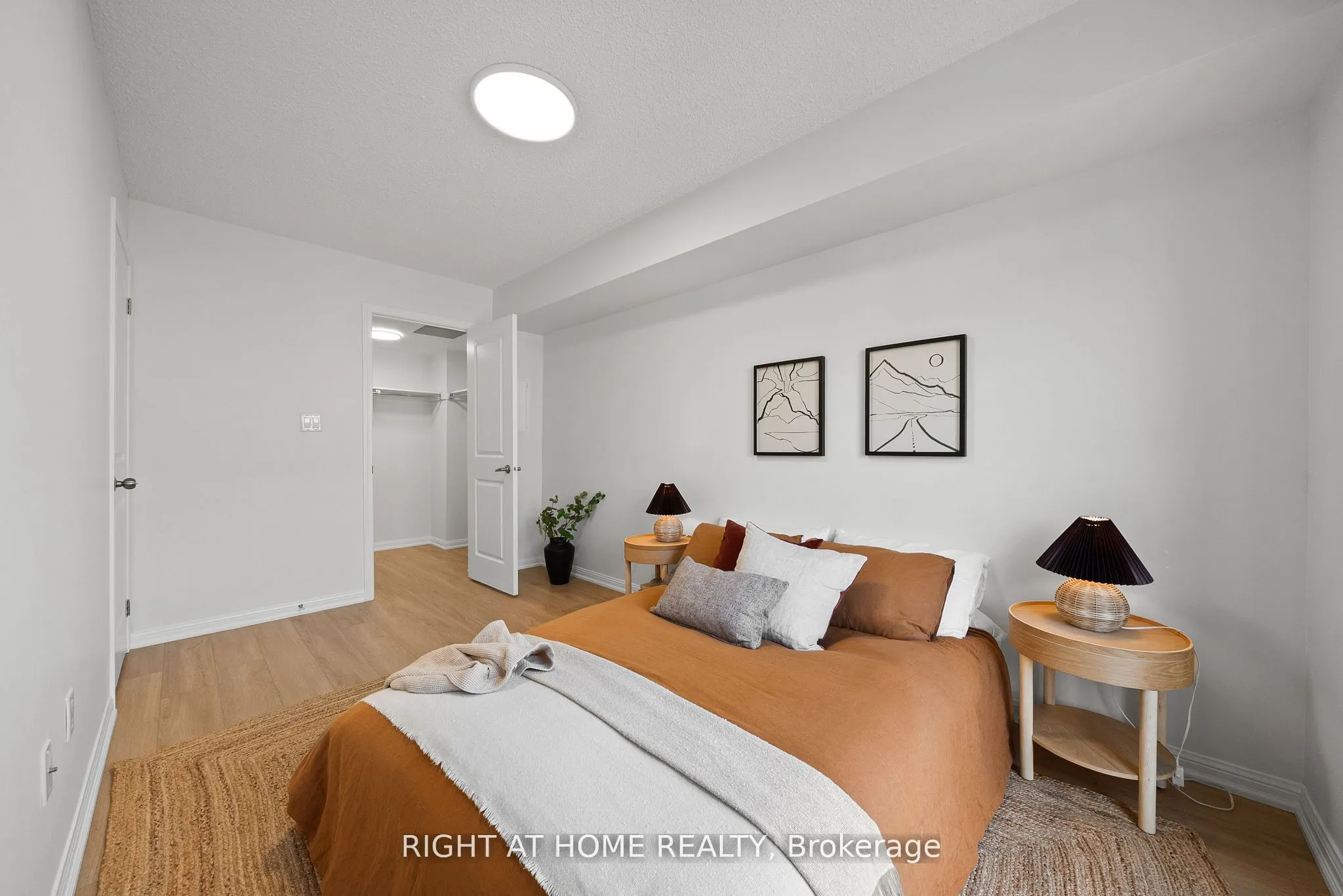 11 Foundry Avenue, #229