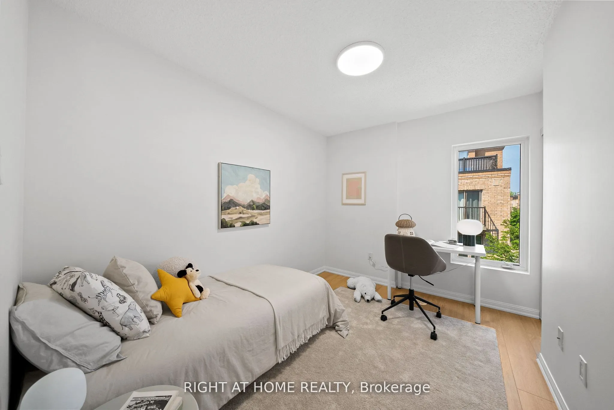 11 Foundry Avenue, #229