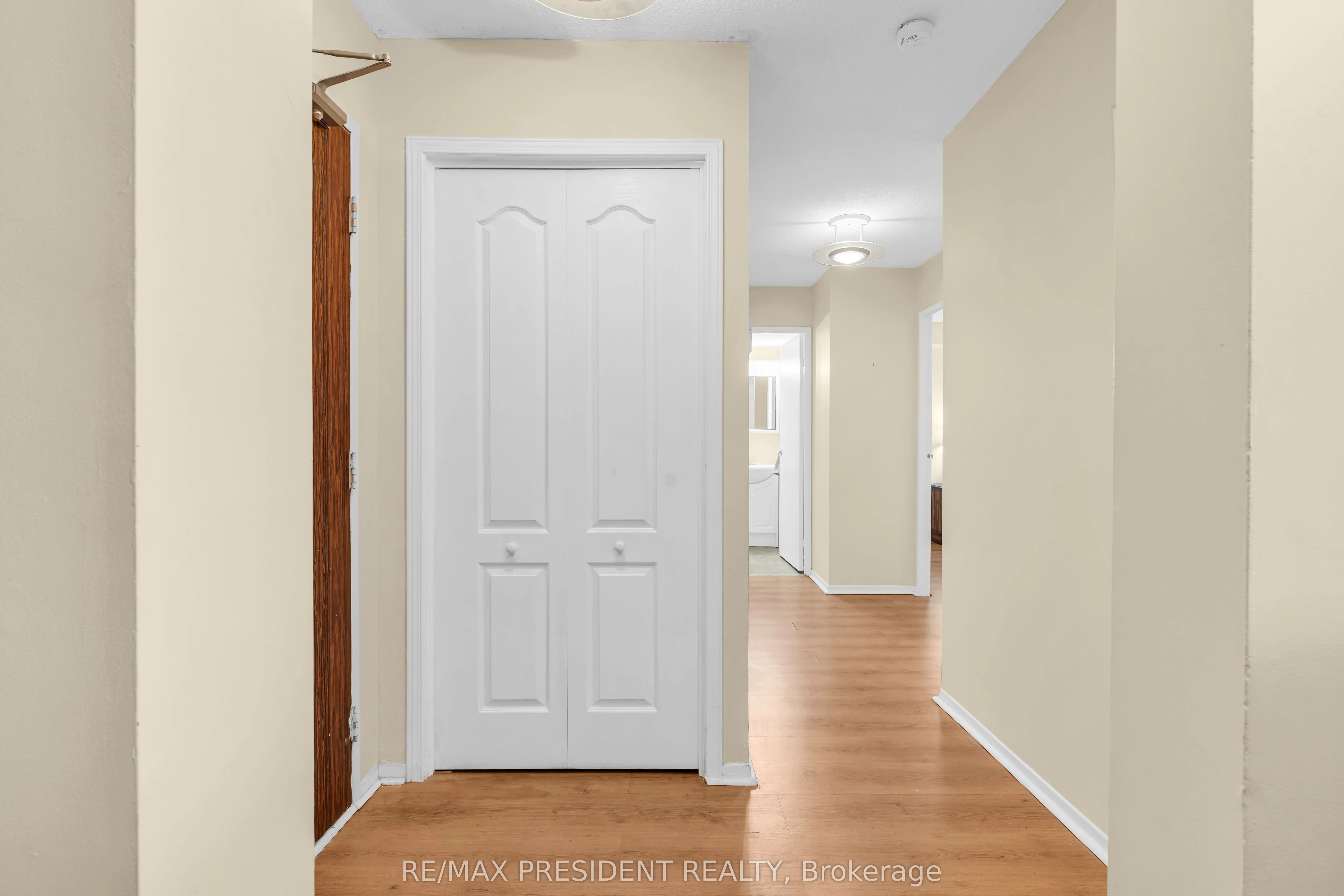 21 Knightsbridge Road, #1408