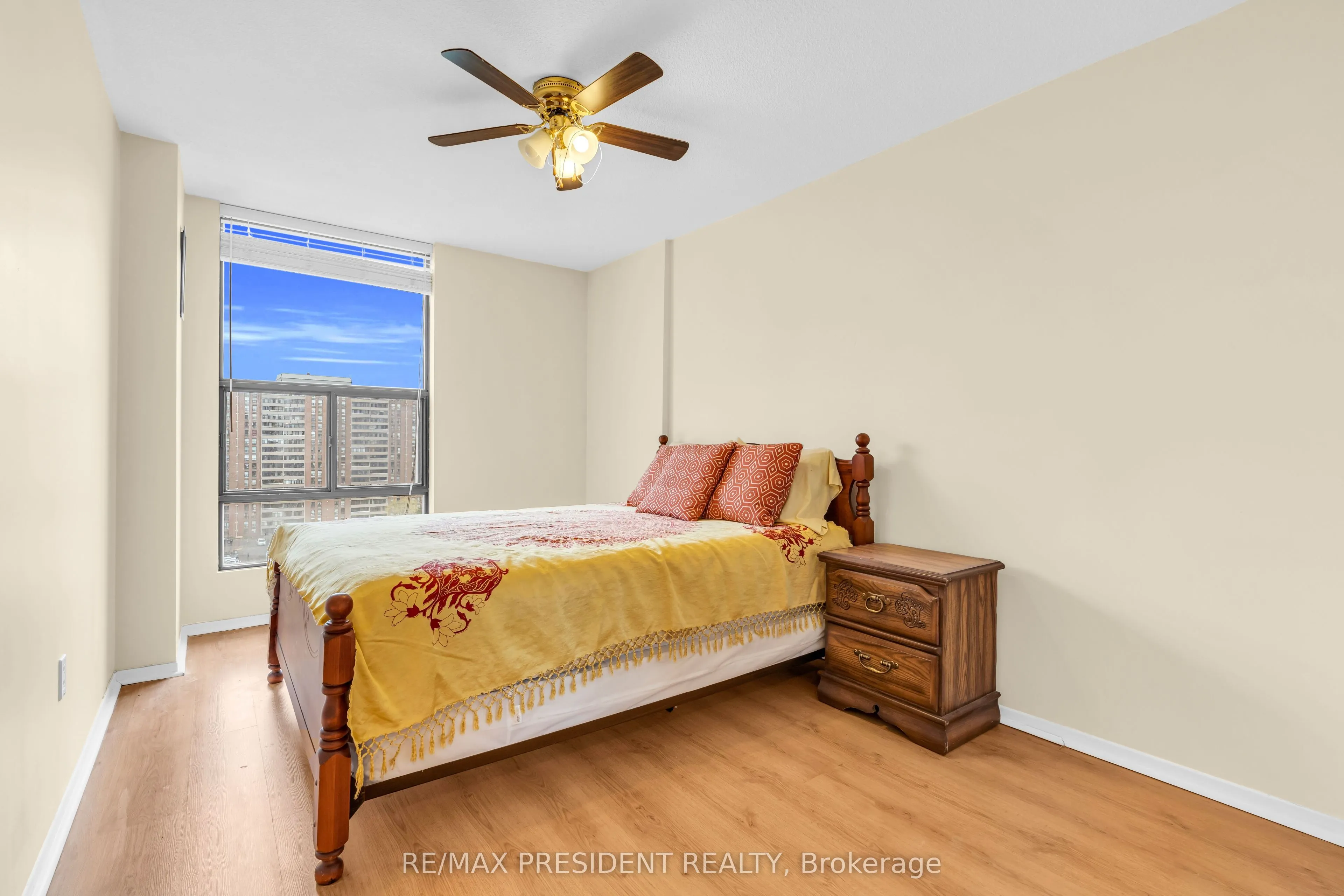 21 Knightsbridge Road, #1408