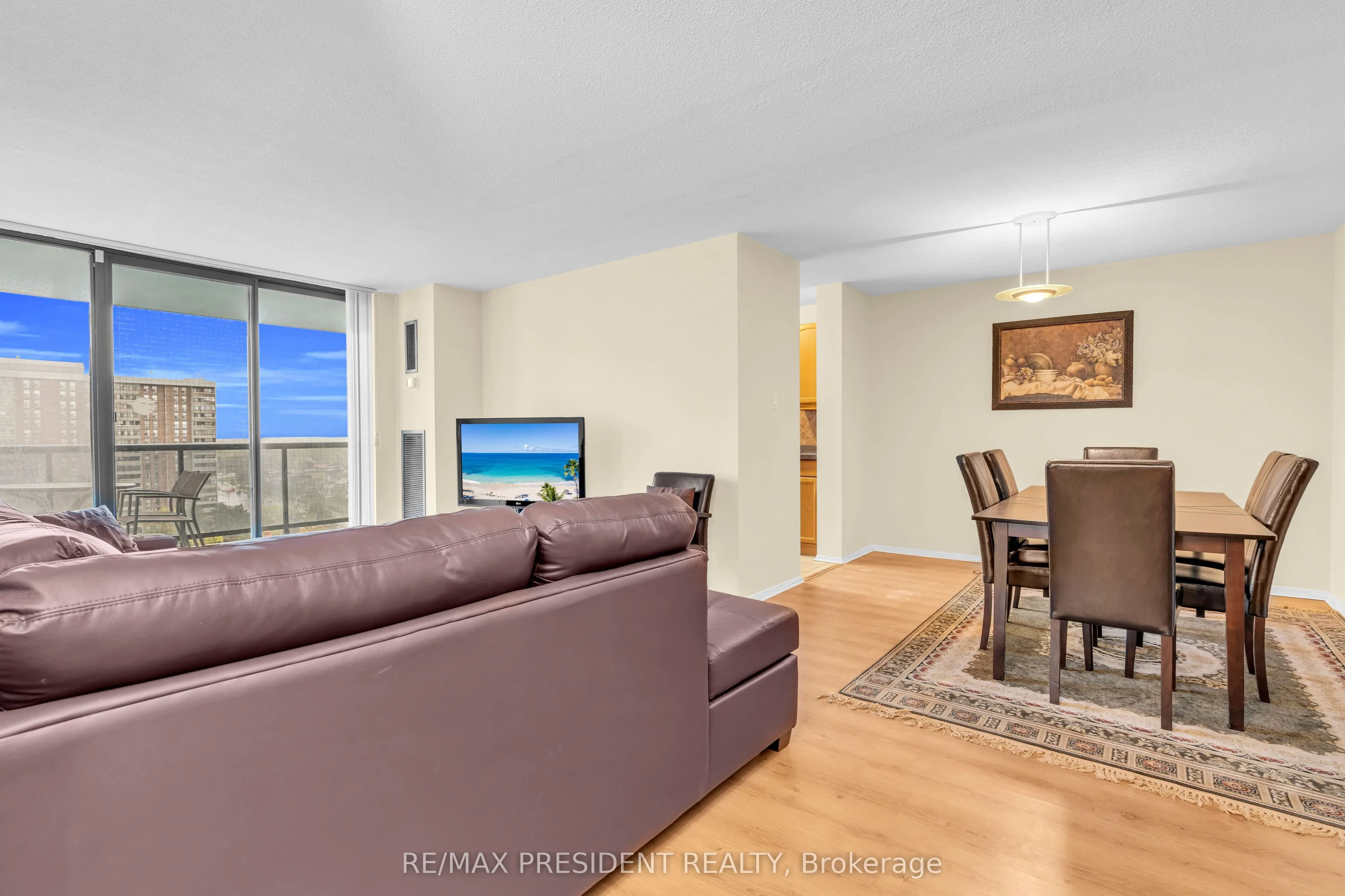 21 Knightsbridge Road, #1408