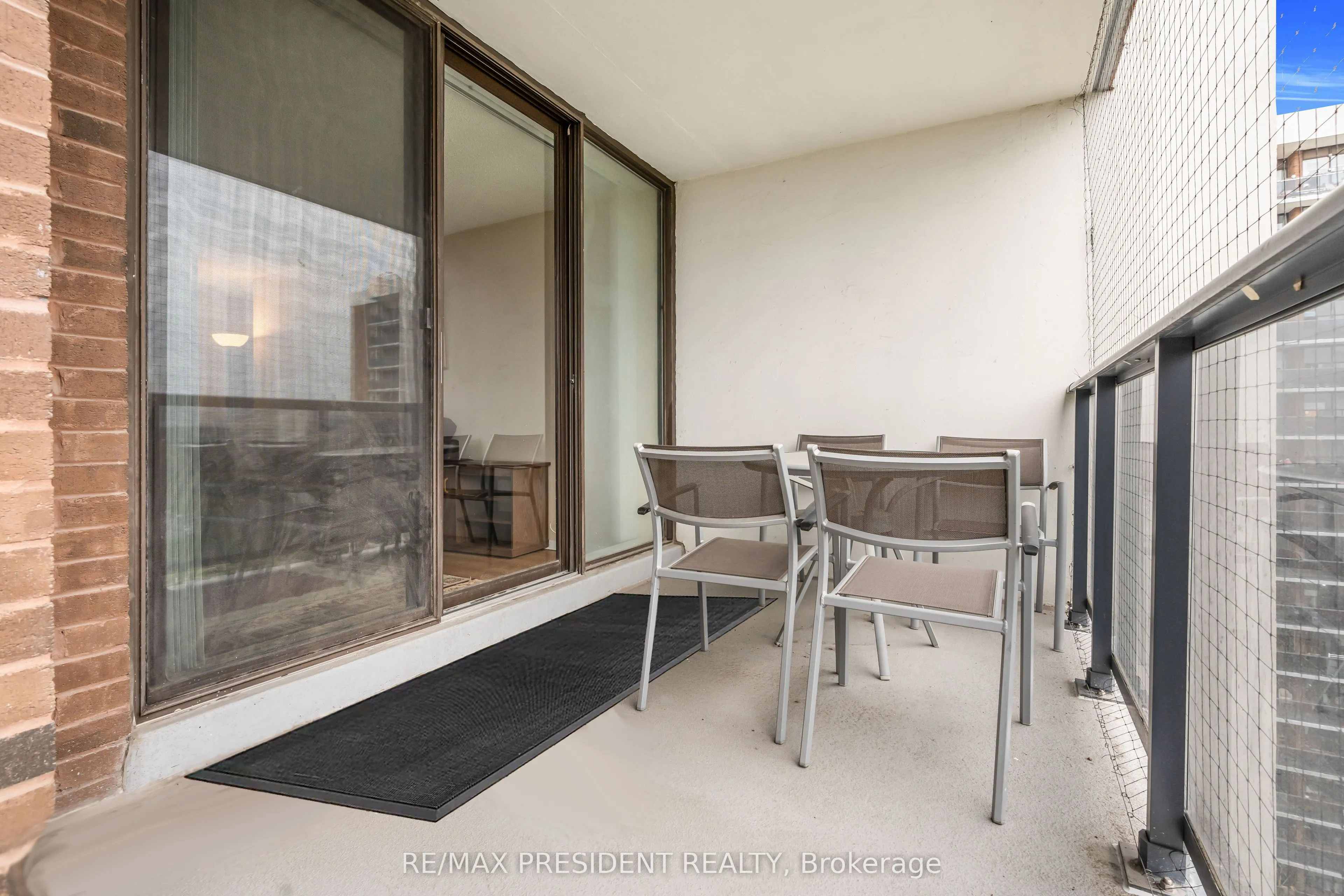 21 Knightsbridge Road, #1408