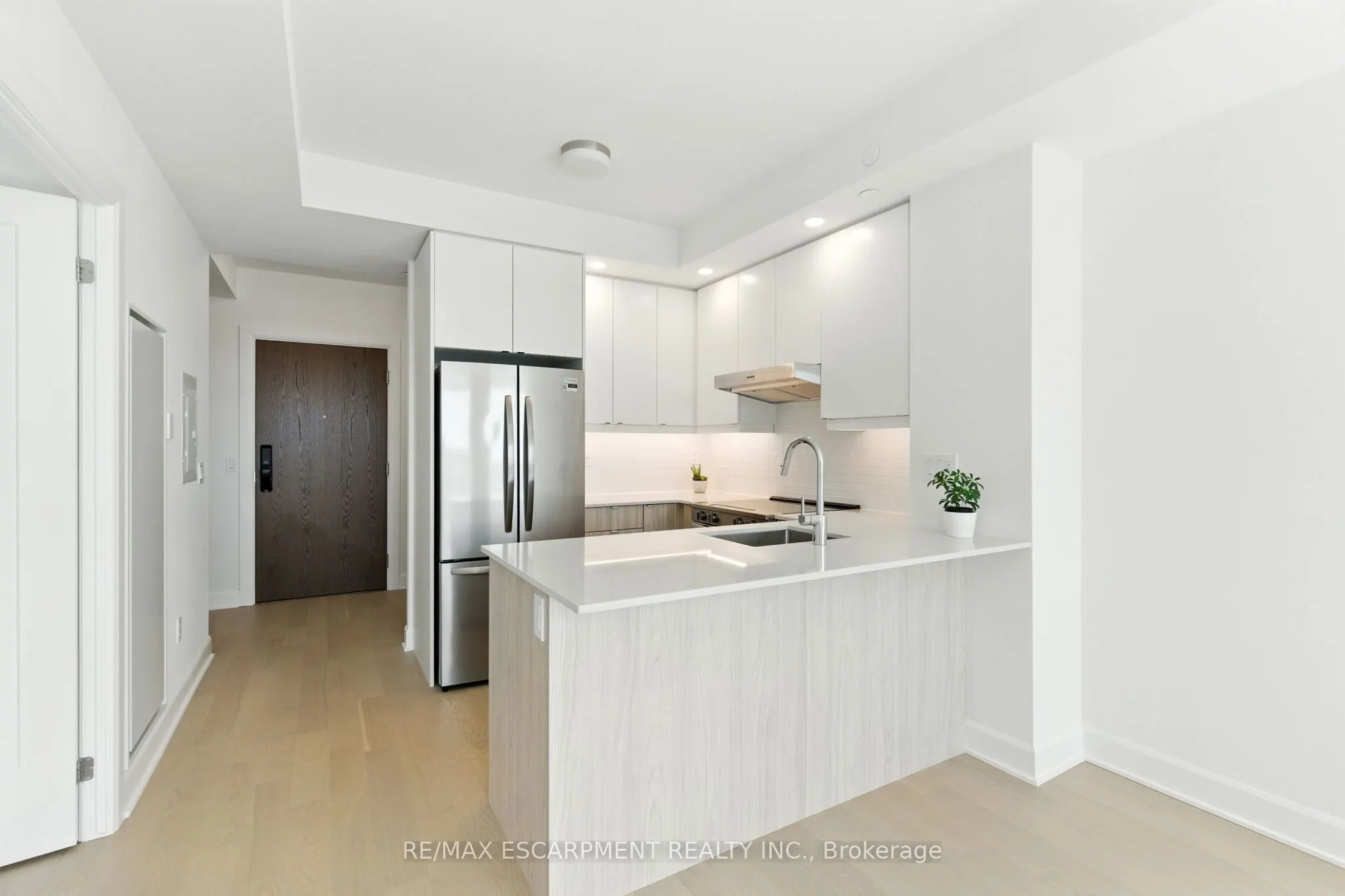 3240 William Coltson Avenue, #820