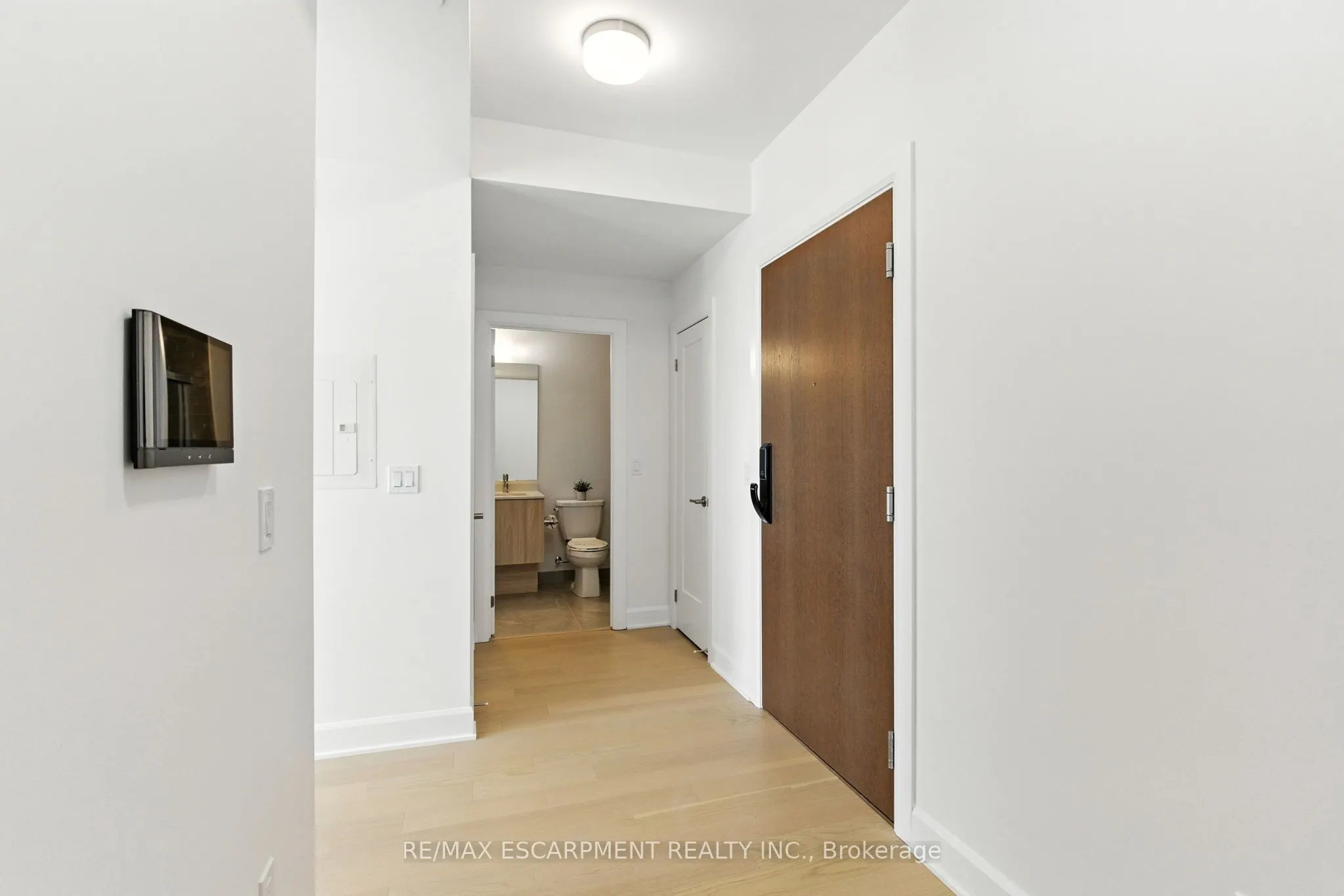 3240 William Coltson Avenue, #820