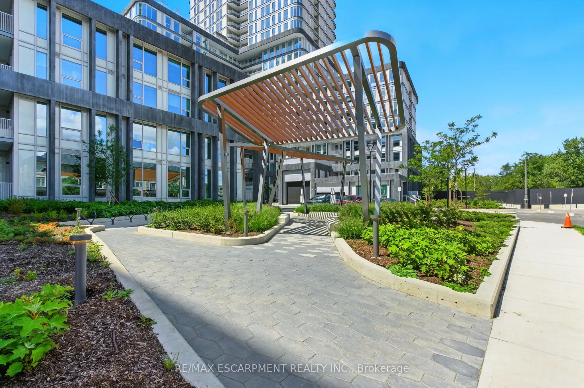3240 William Coltson Avenue, #820