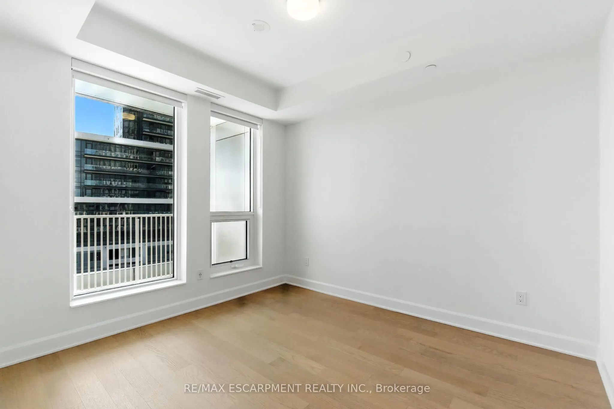 3240 William Coltson Avenue, #820