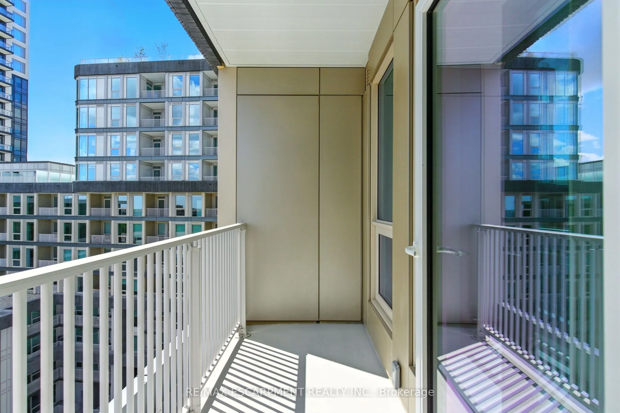 3240 William Coltson Avenue, #820