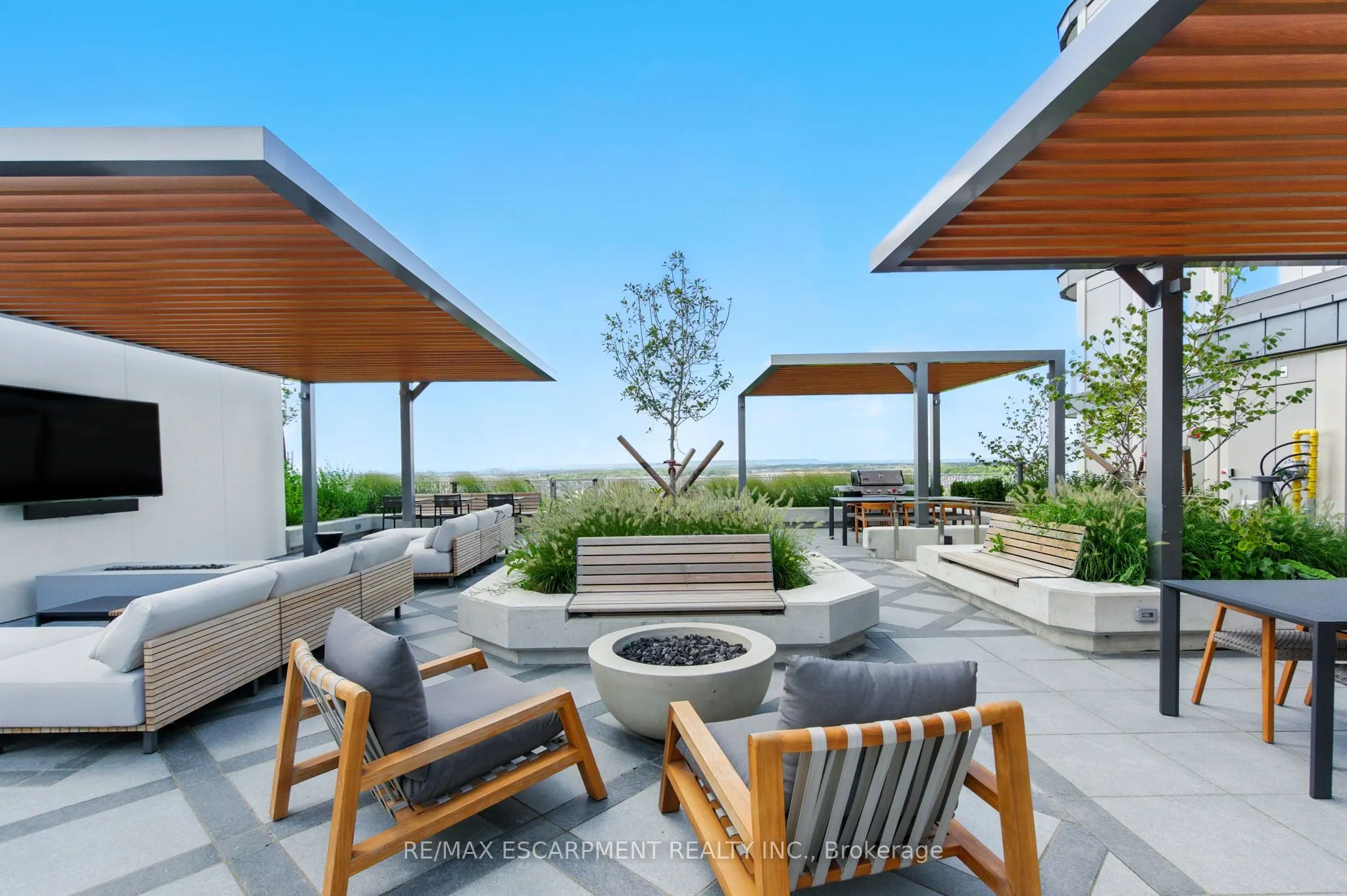 3240 William Coltson Avenue, #820