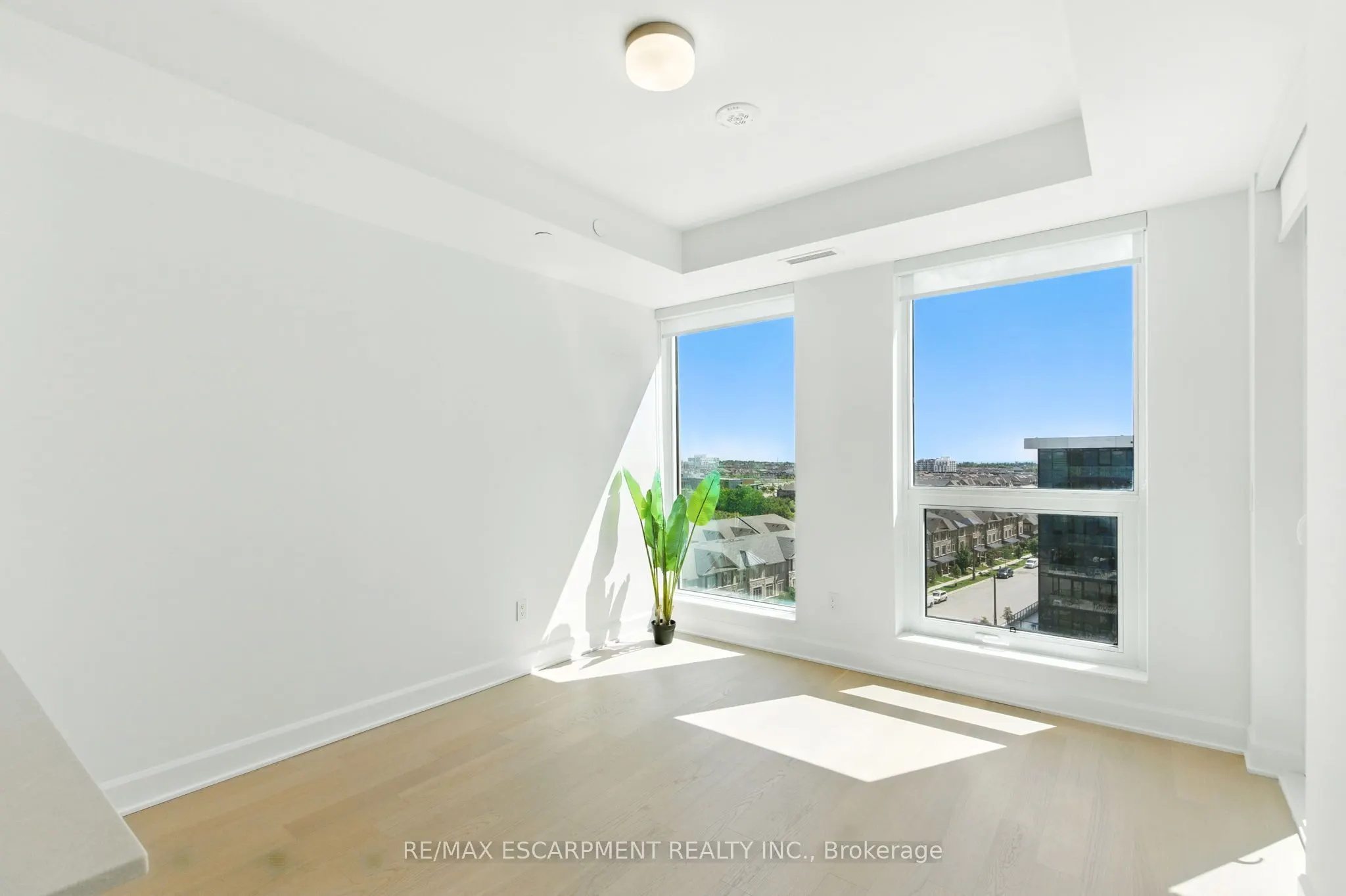 3240 William Coltson Avenue, #820