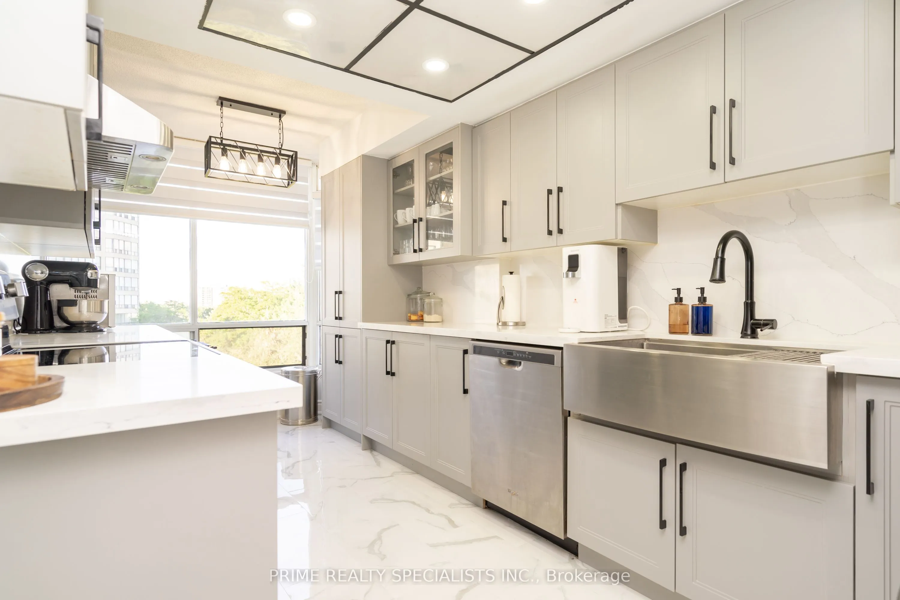 26 Hanover Road, #611