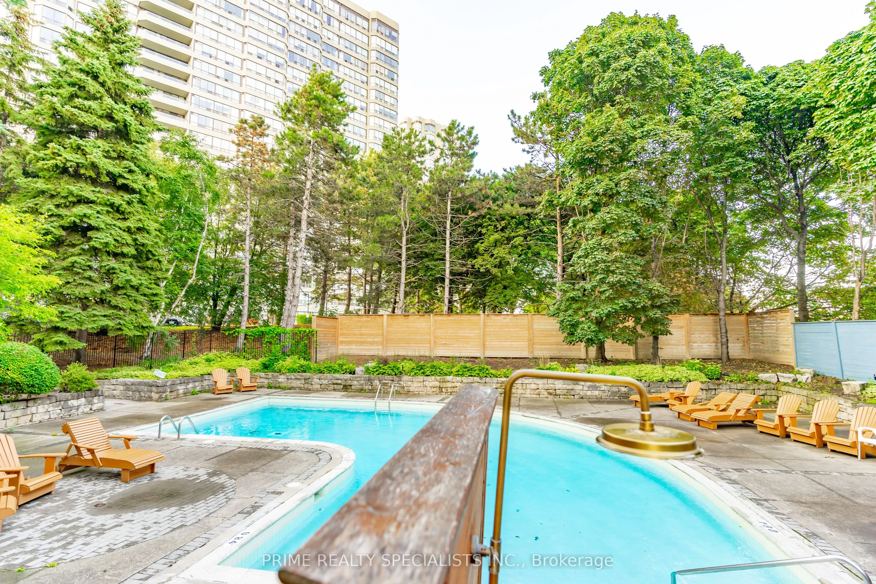 26 Hanover Road, #611