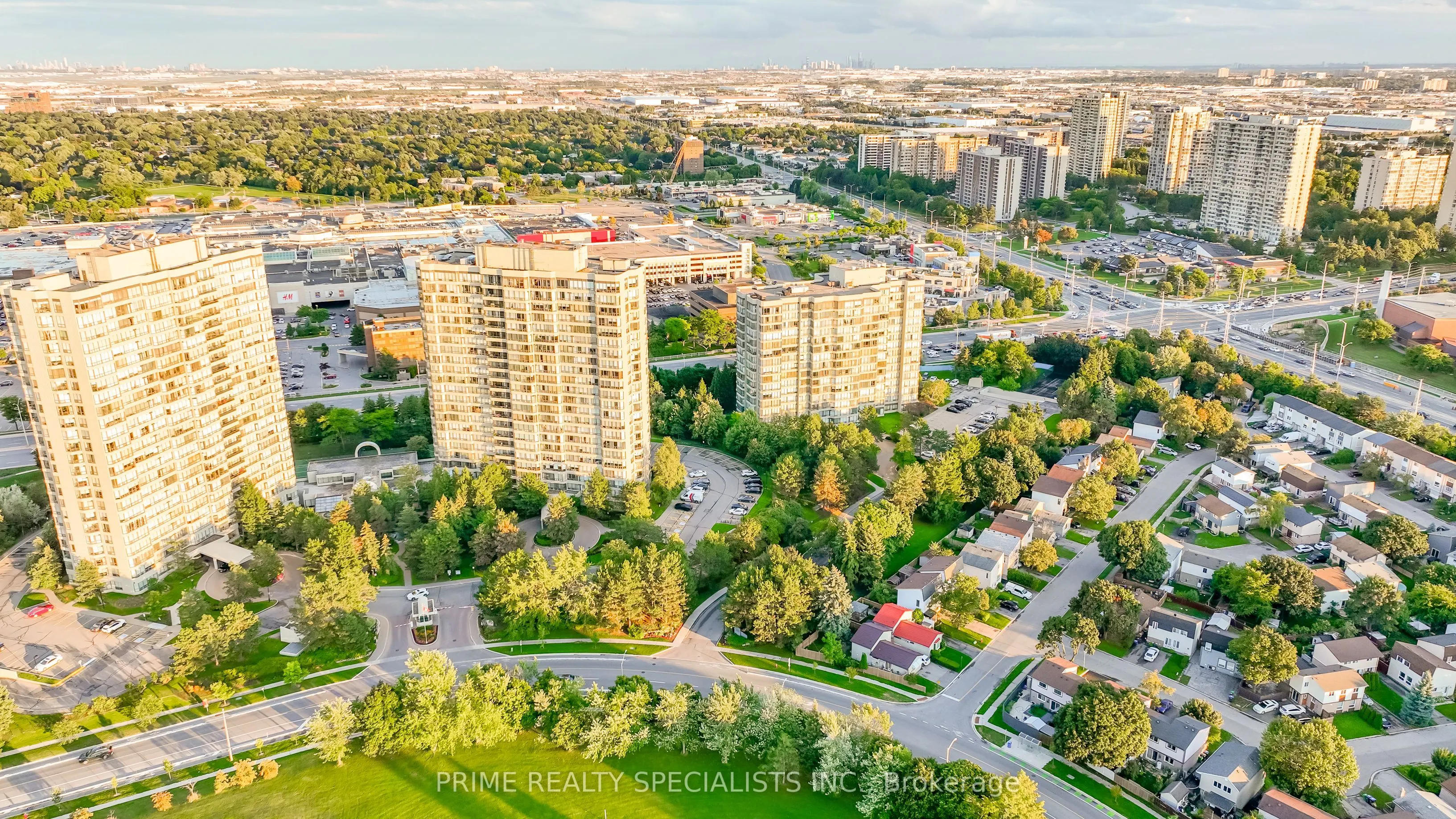 26 Hanover Road, #611