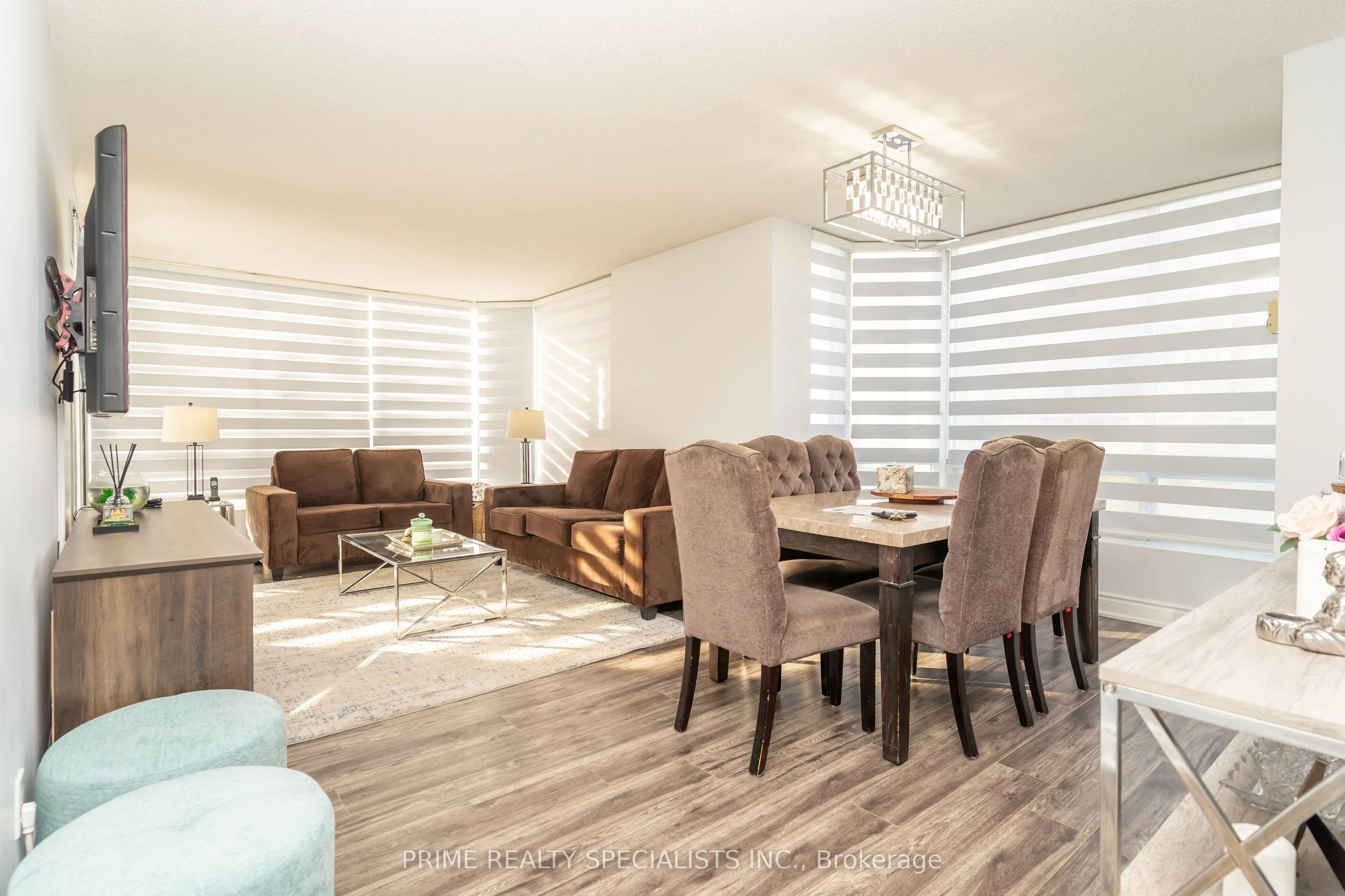 26 Hanover Road, #611